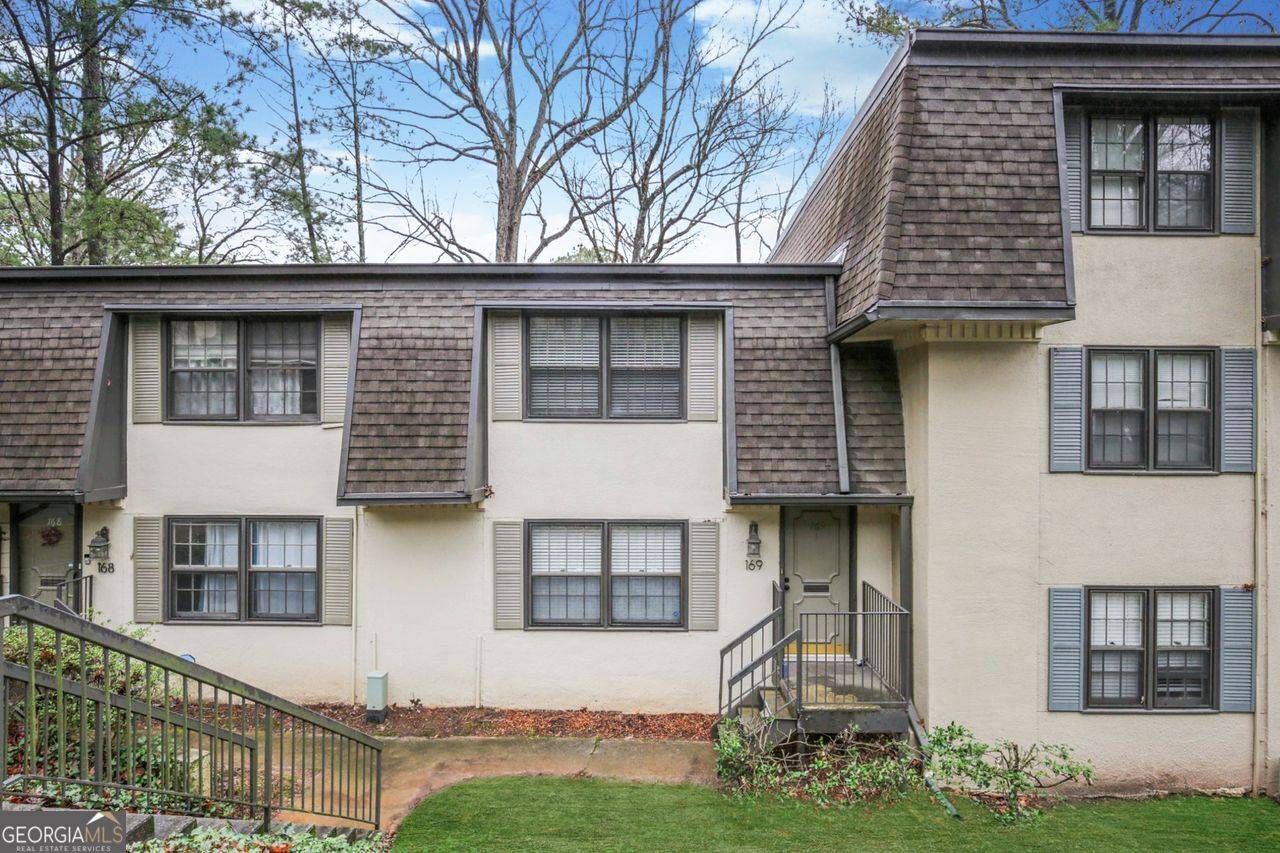 Atlanta, GA 30327,169 BARONE PL NW