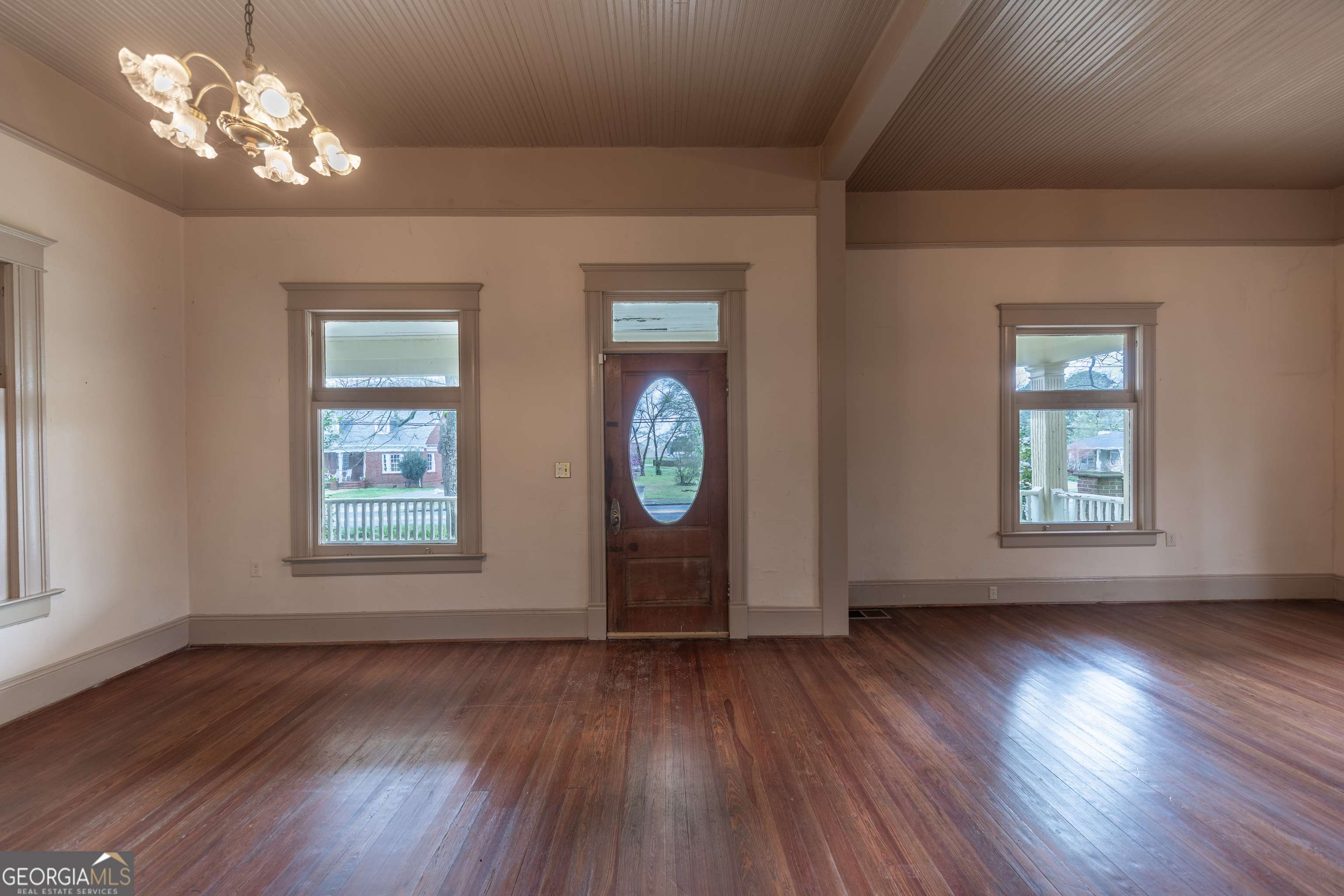 Conyers, GA 30012,993 NW Main ST