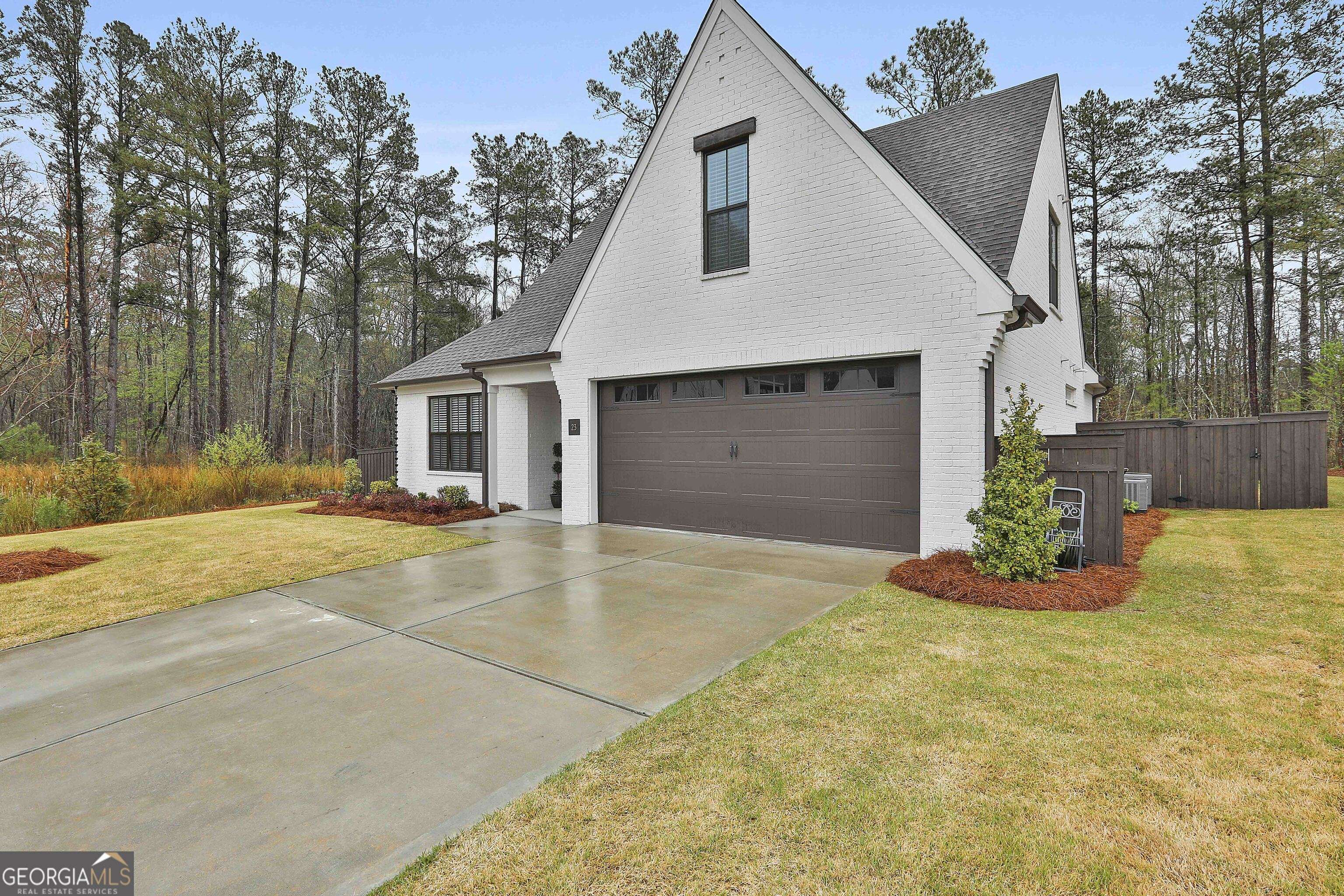 Newnan, GA 30265,23 Dappers LNDG