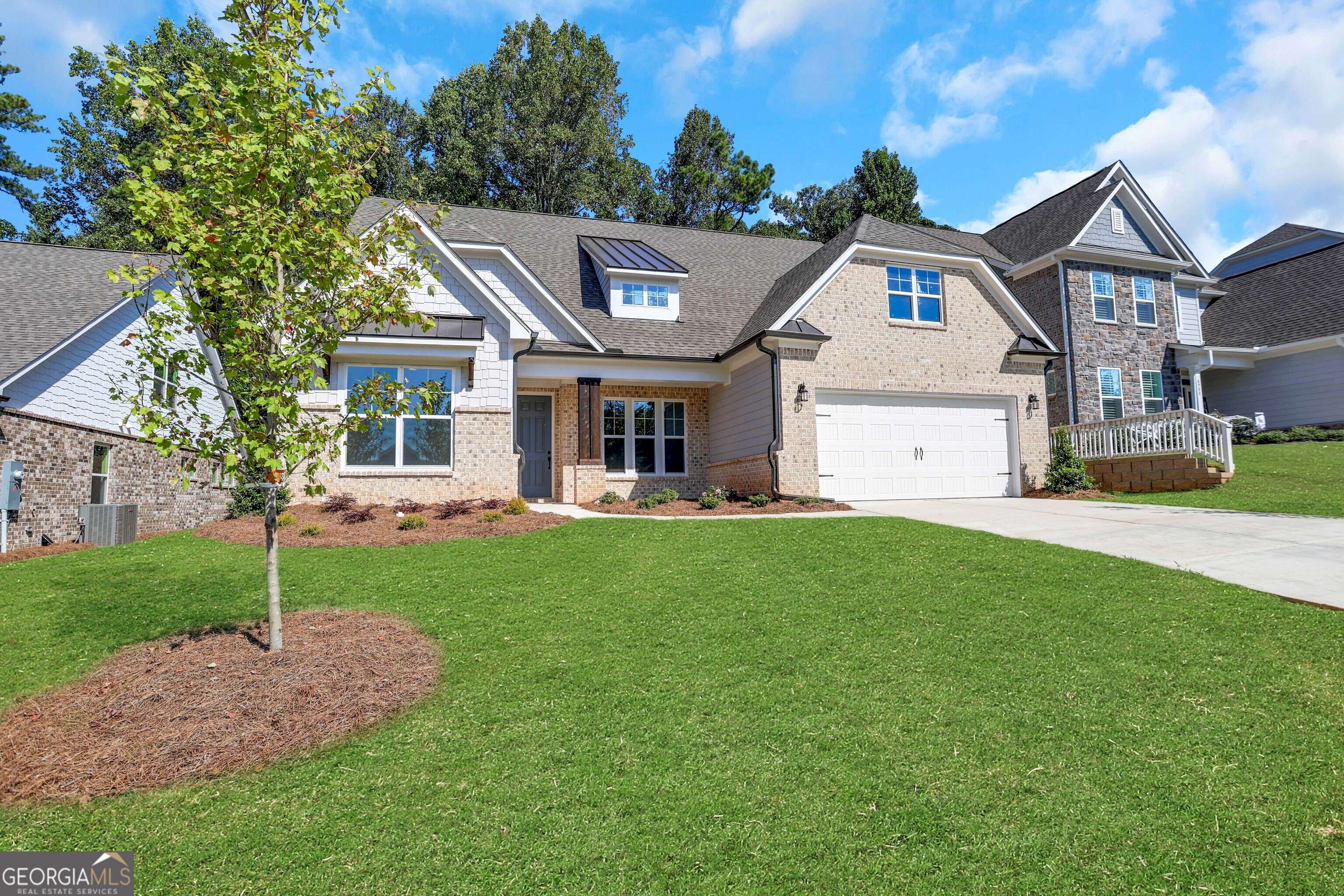 Flowery Branch, GA 30542,6984 Manchester DR