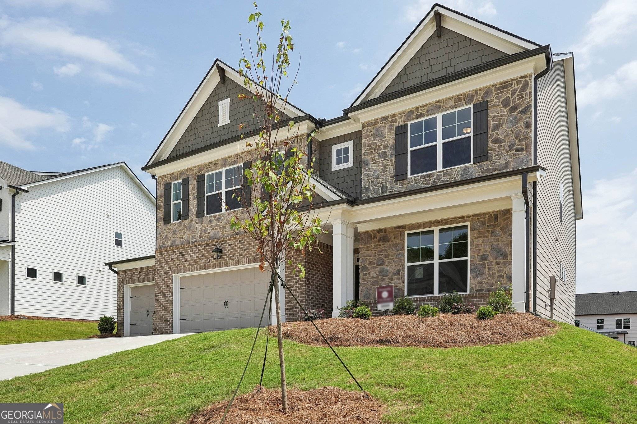 Hoschton, GA 30548,31 Winding Rose DR #13A
