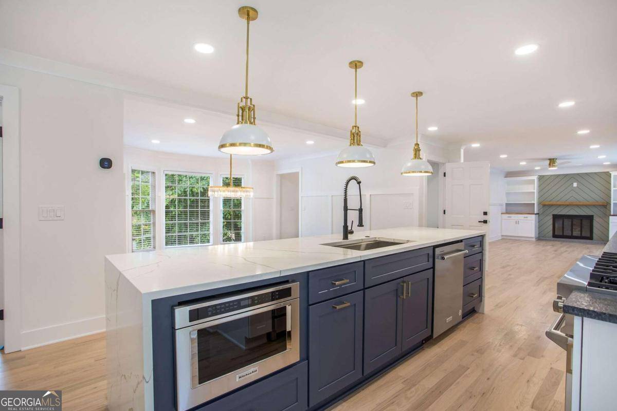 Dunwoody, GA 30338,4766 Layfield DR