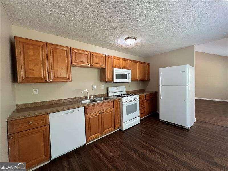 Douglasville, GA 30134,7070 Stonecreek DR