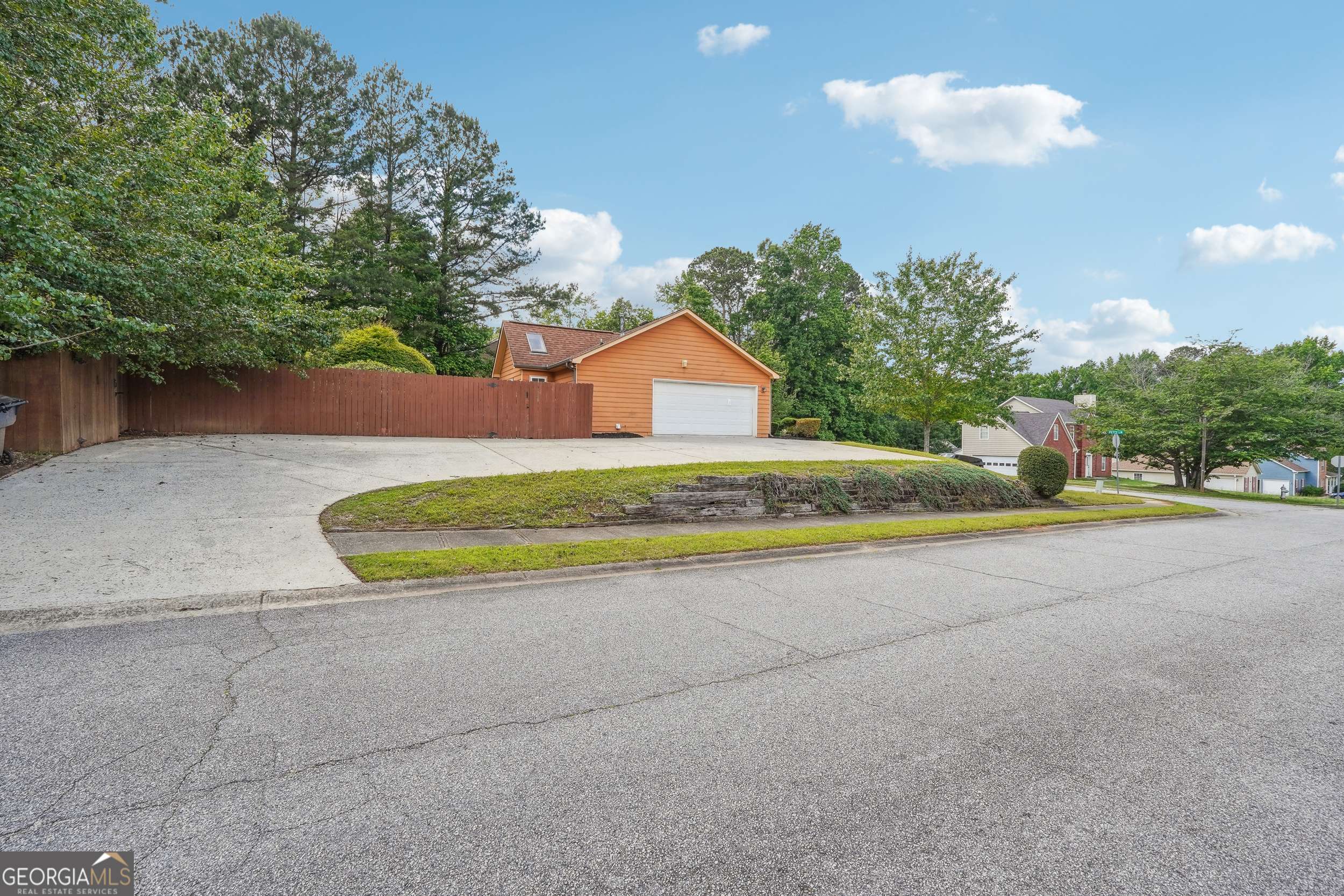 Fayetteville, GA 30214,100 Petty LN