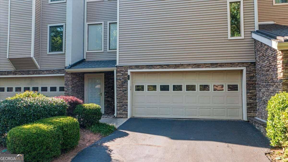 Sandy Springs, GA 30328,12 Basswood CIR