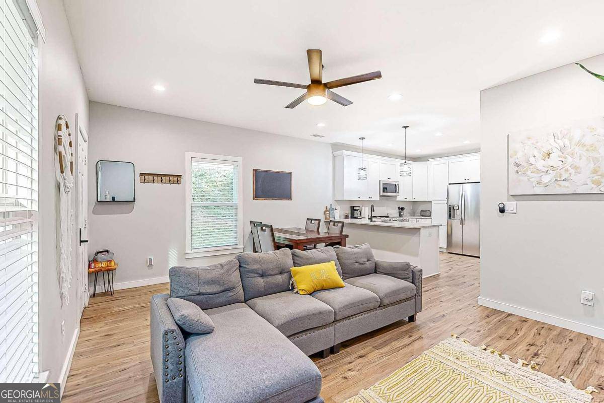 Atlanta, GA 30318,5 Evelyn WAY NW