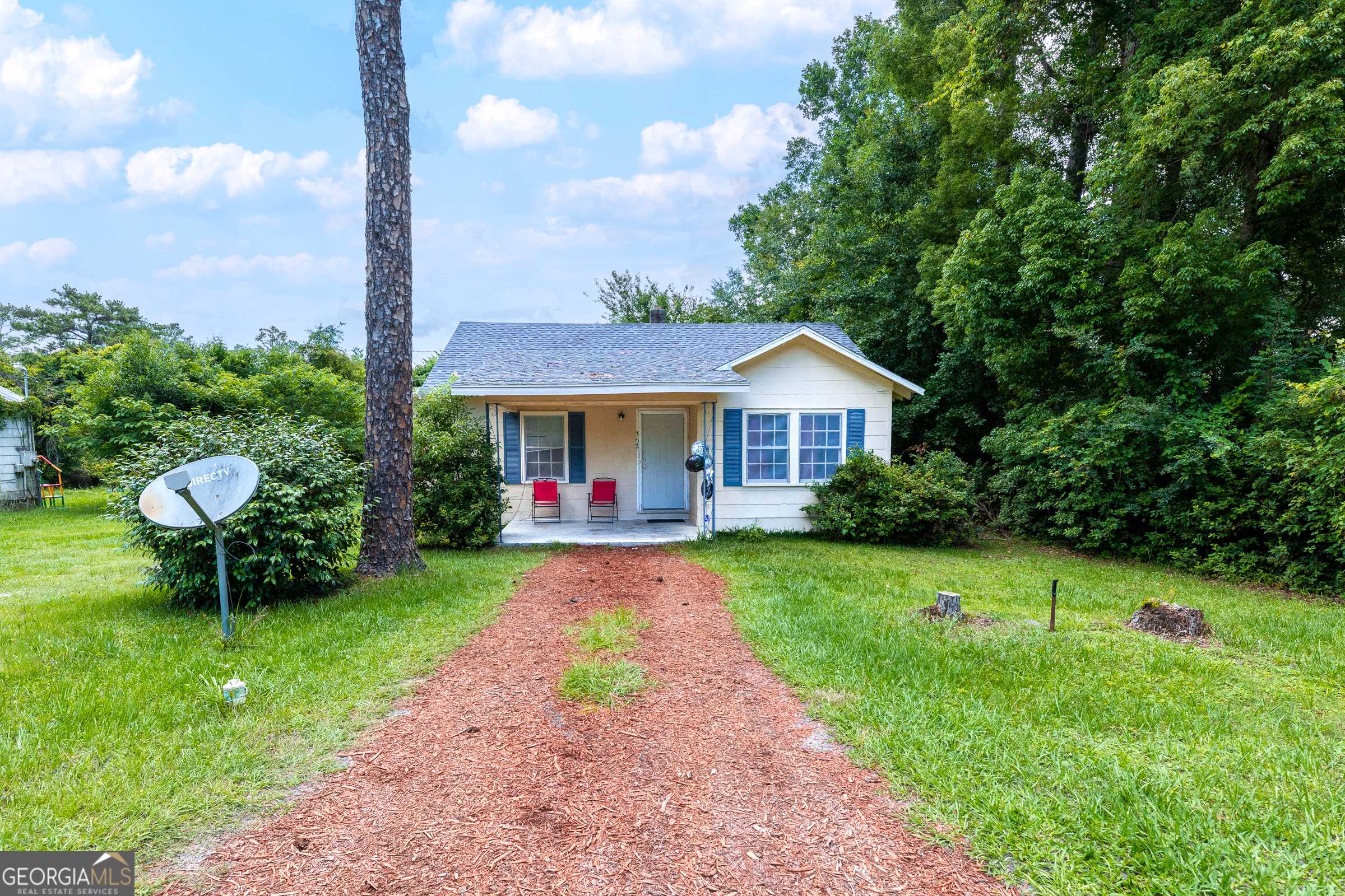 Waycross, GA 31501,352 Pineview