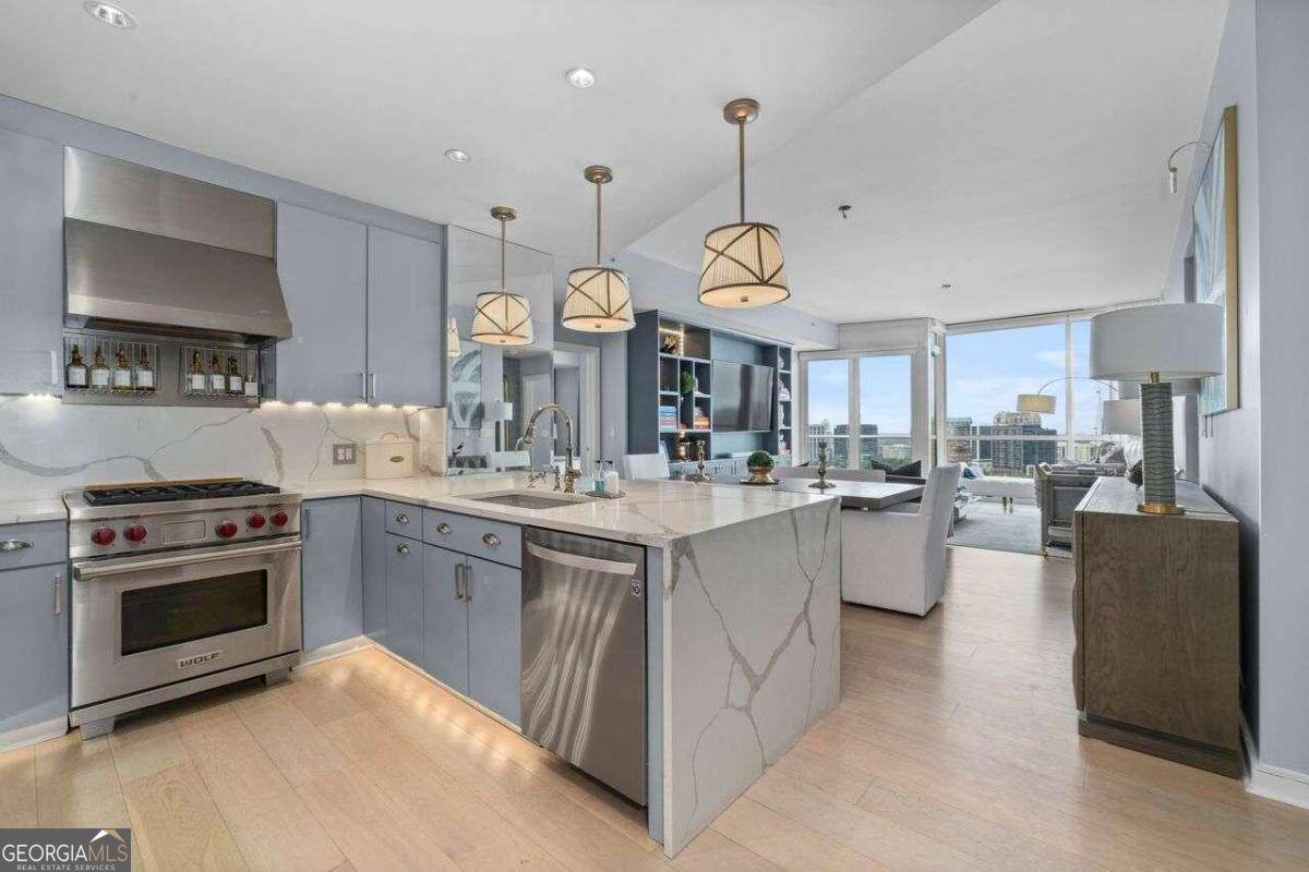 Atlanta, GA 30305,3325 Piedmont RD NE #1905