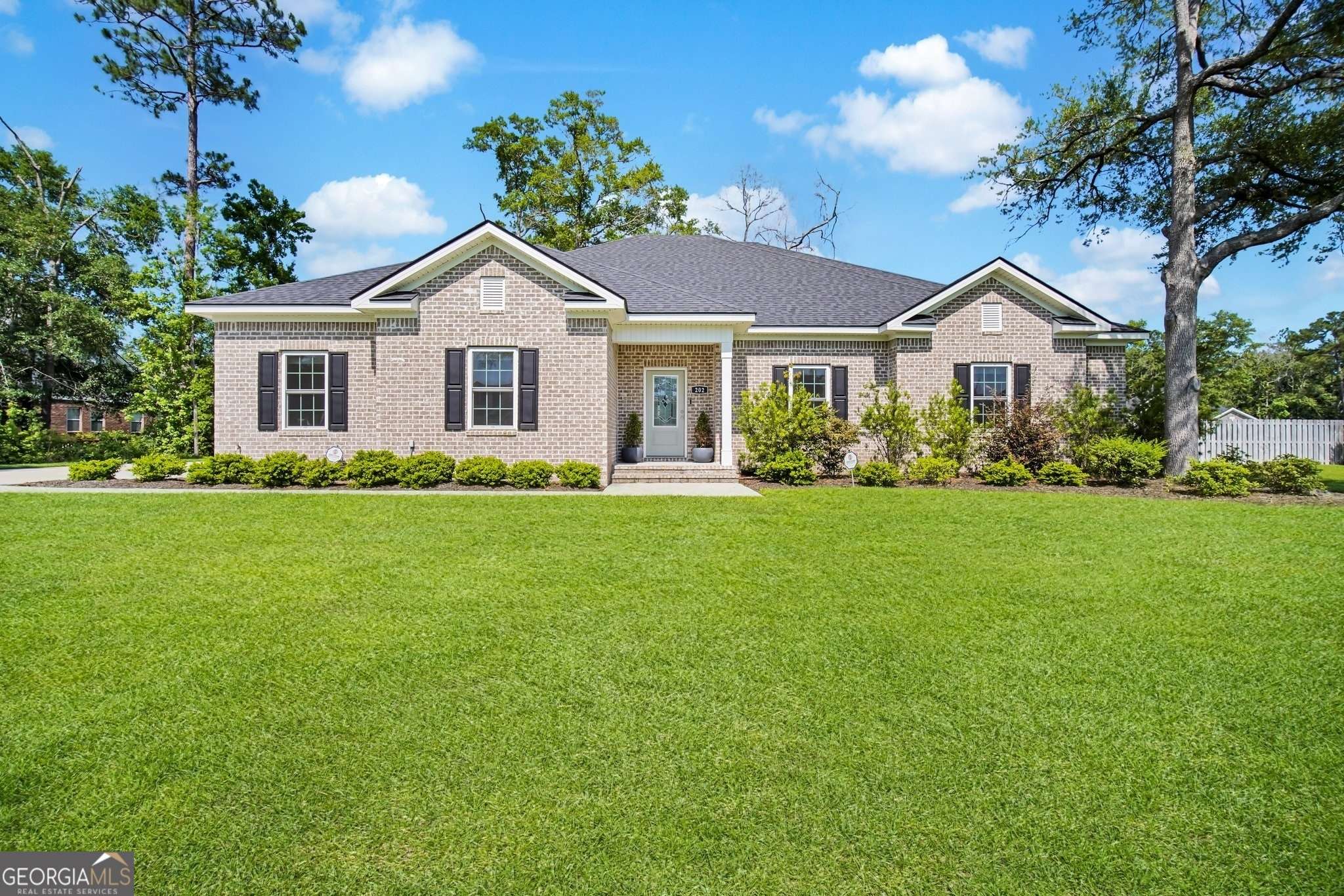 Rincon, GA 31326,202 Ferncliff CT