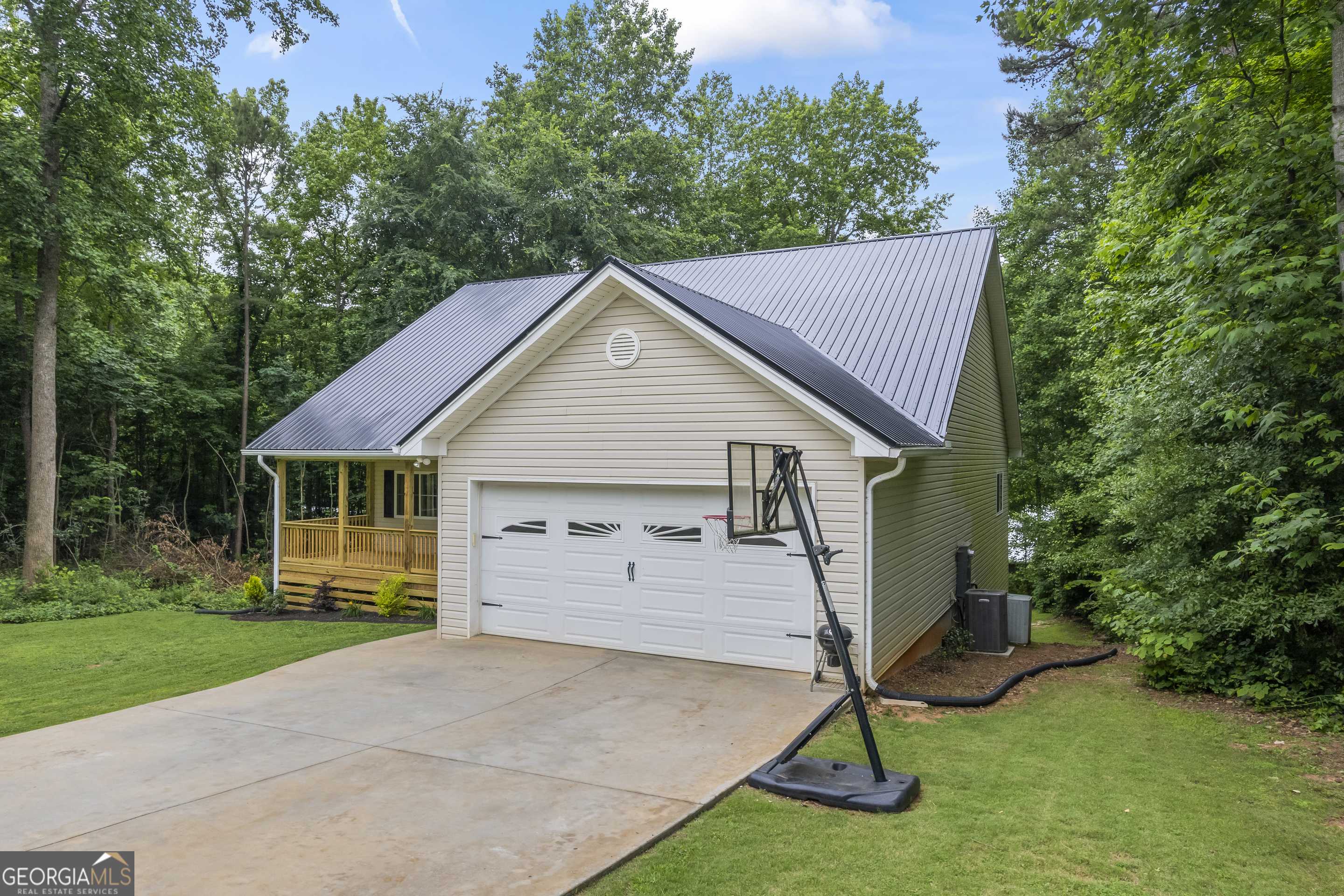 Martin, GA 30557,114 Lakeview WAY