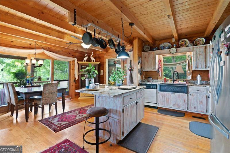 Ellijay, GA 30540,834 Etowah DR