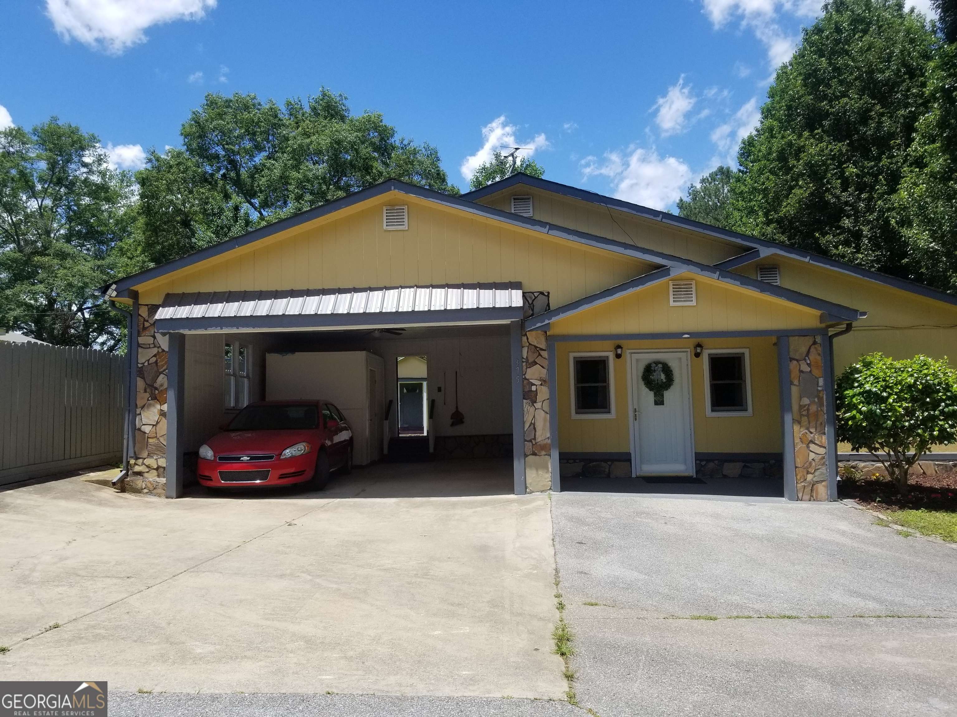 Tallapoosa, GA 30176,375 Broad