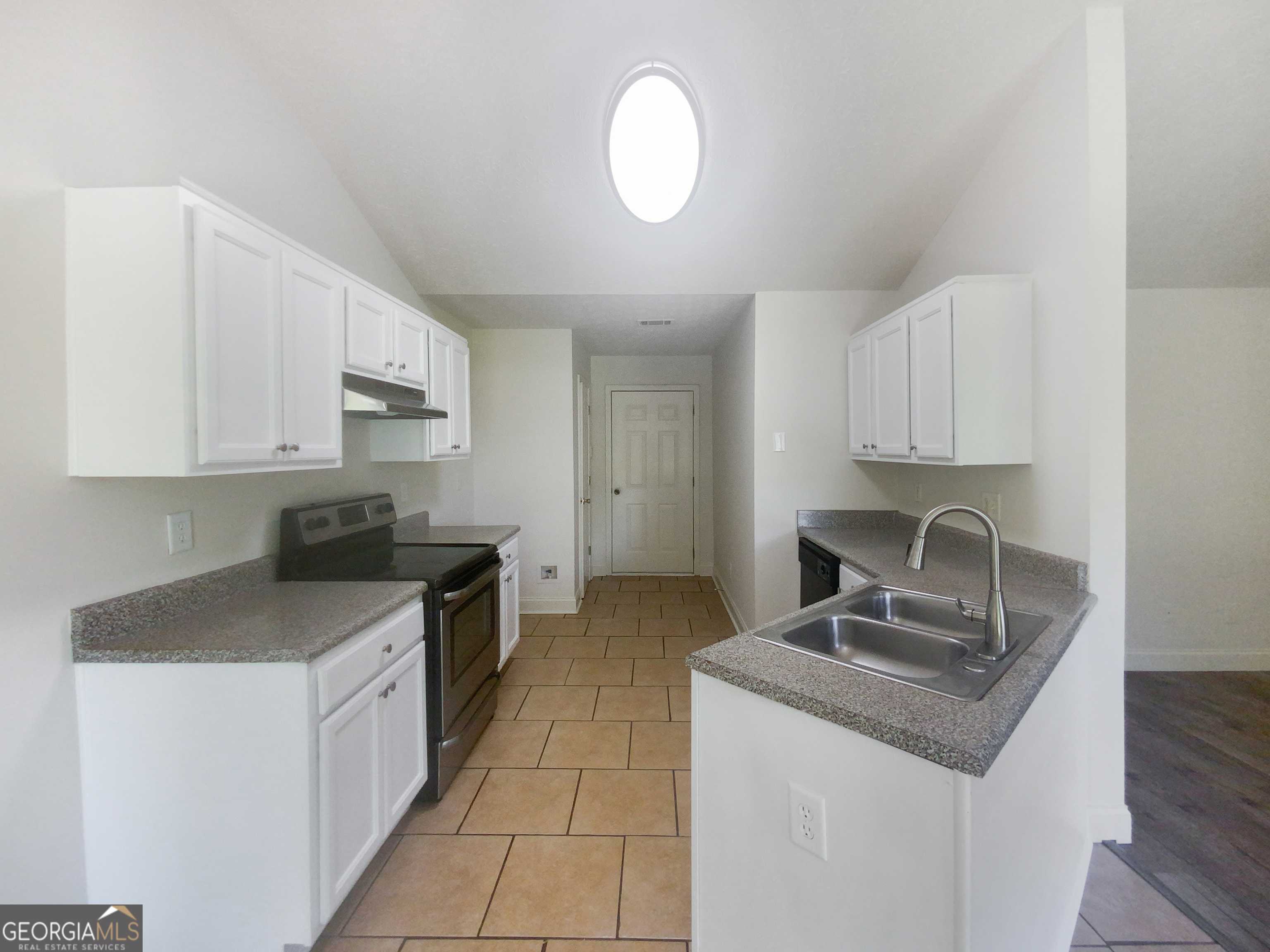 Lithonia, GA 30038,5233 Walnut CT