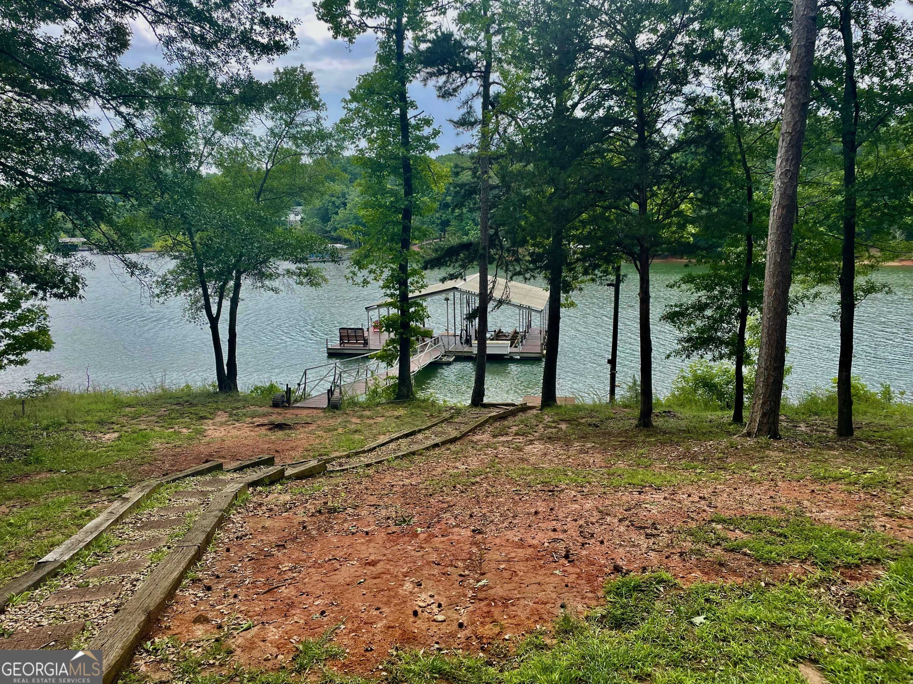 Lavonia, GA 30553,70 Lyle LN