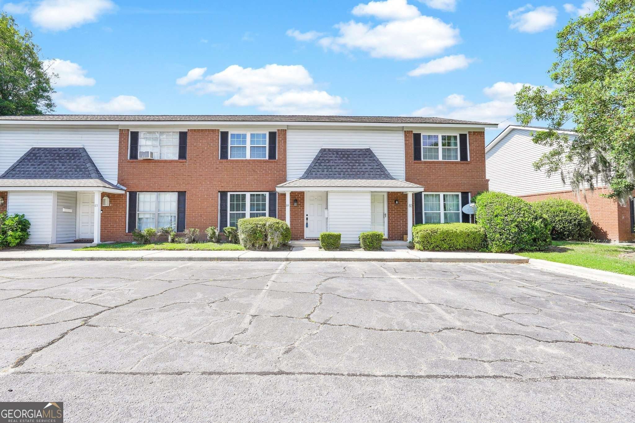 Savannah, GA 31419,84 Knollwood LN