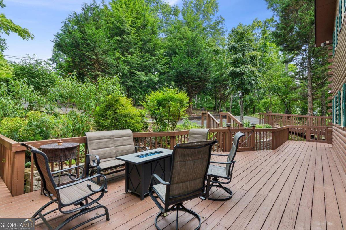 Ellijay, GA 30536,605 Laurel Ridge DR