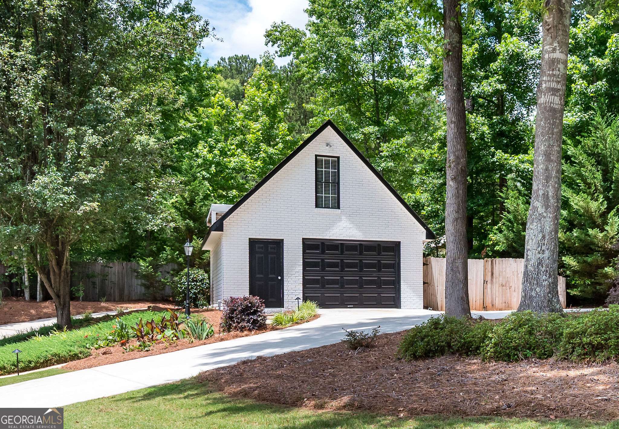 Loganville, GA 30052,7004 Memory LN