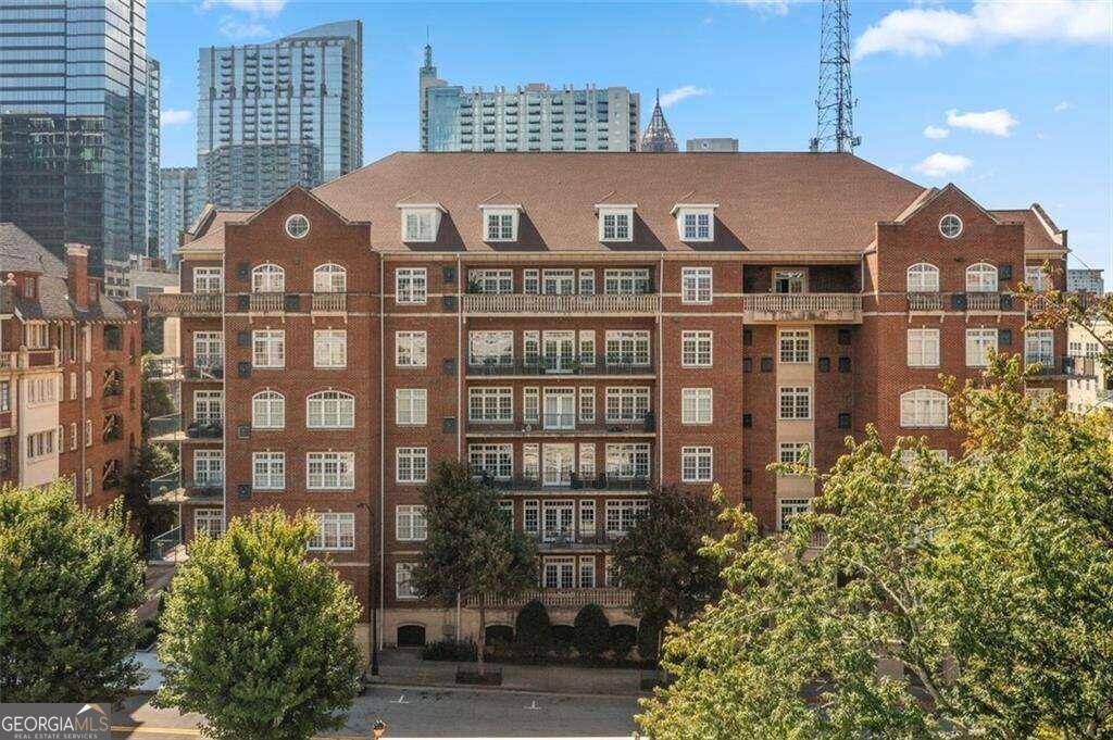 Atlanta, GA 30309,77 Peachtree PL NE #315