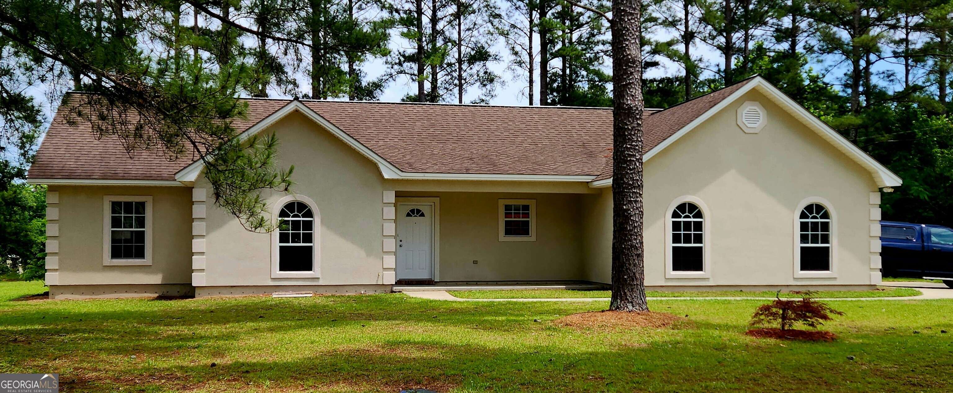 Douglas, GA 31535,1065 Baymeadows DR E