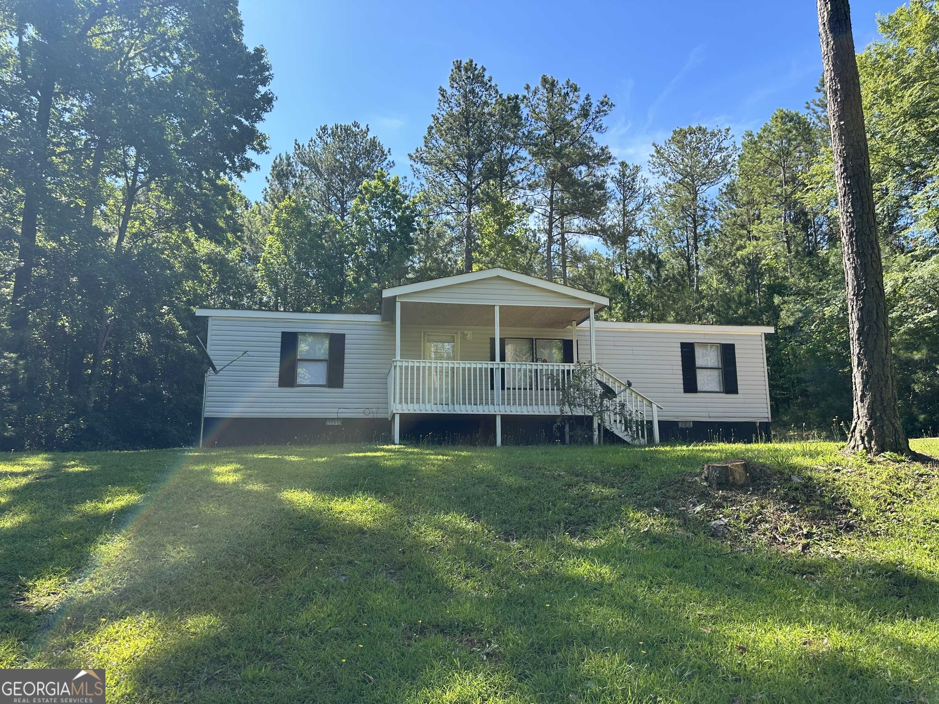 Milledgeville, GA 31061,320 Cicada DR SE