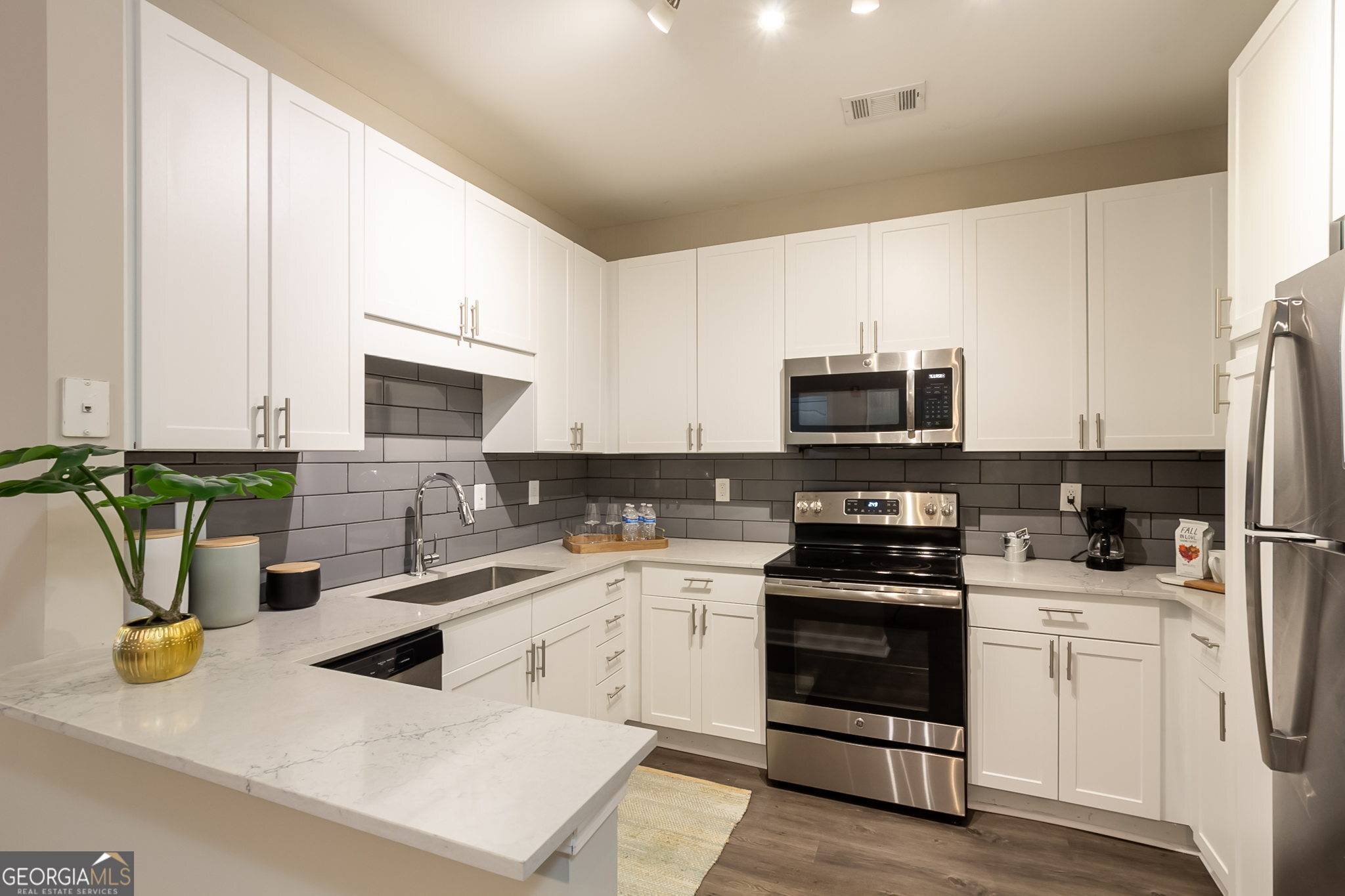Atlanta, GA 30312,433 Highland AVE #02-1341