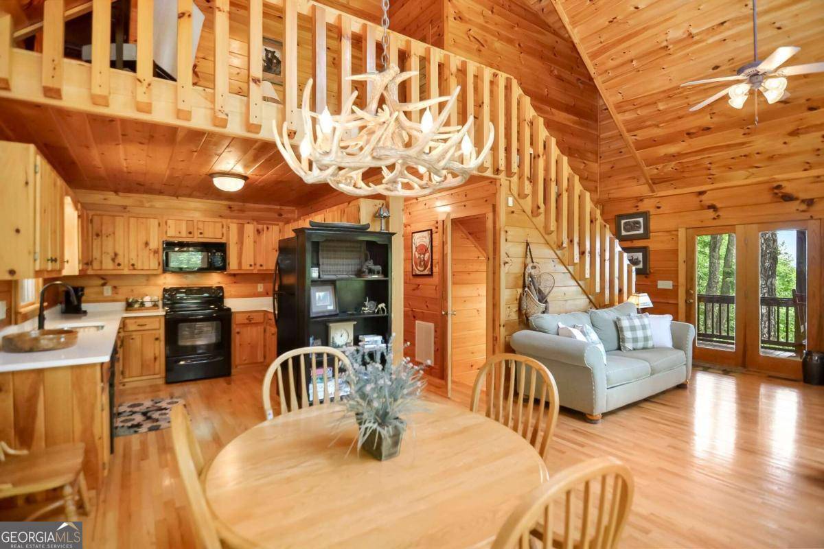 Morganton, GA 30560,169 Channing Ridge RD