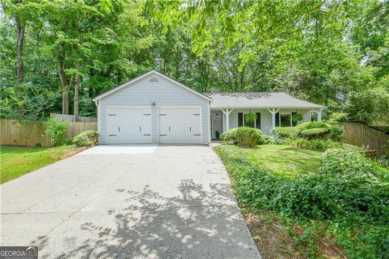 Alpharetta, GA 30022,215 Royal Colony