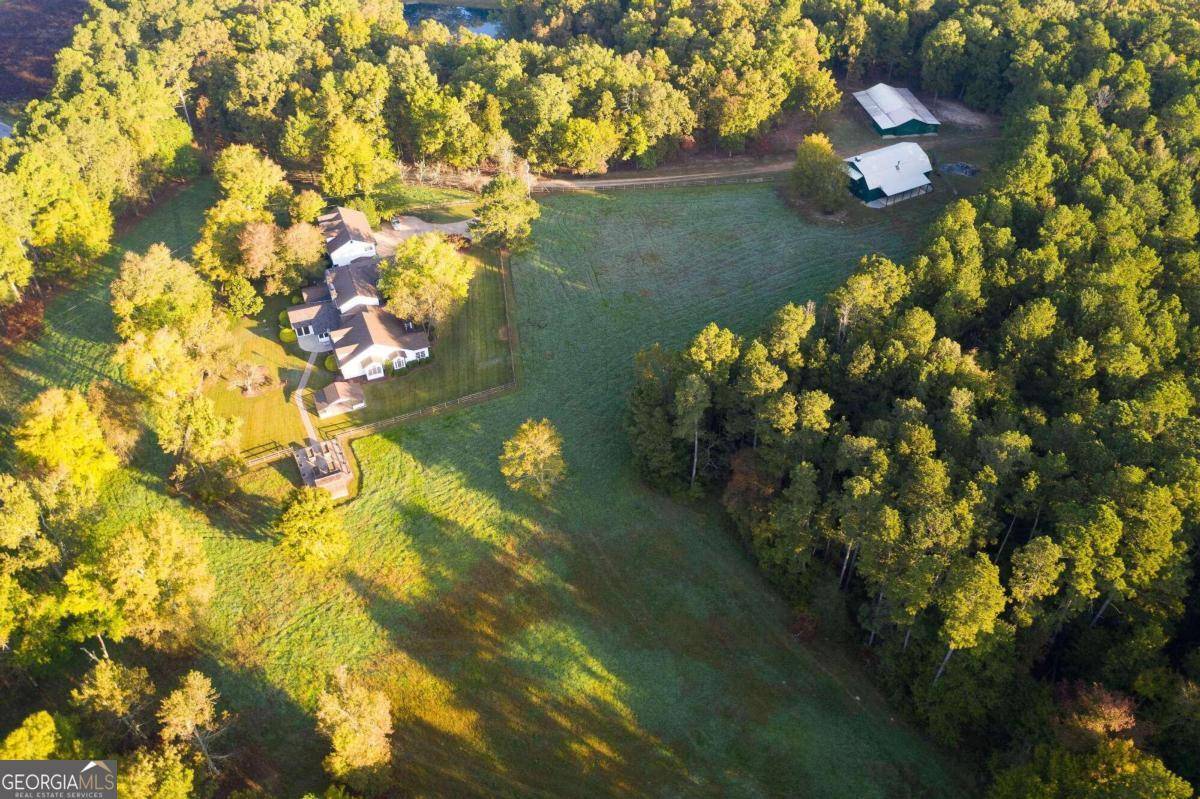 Adairsville, GA 30103,84 Big Oak Tree