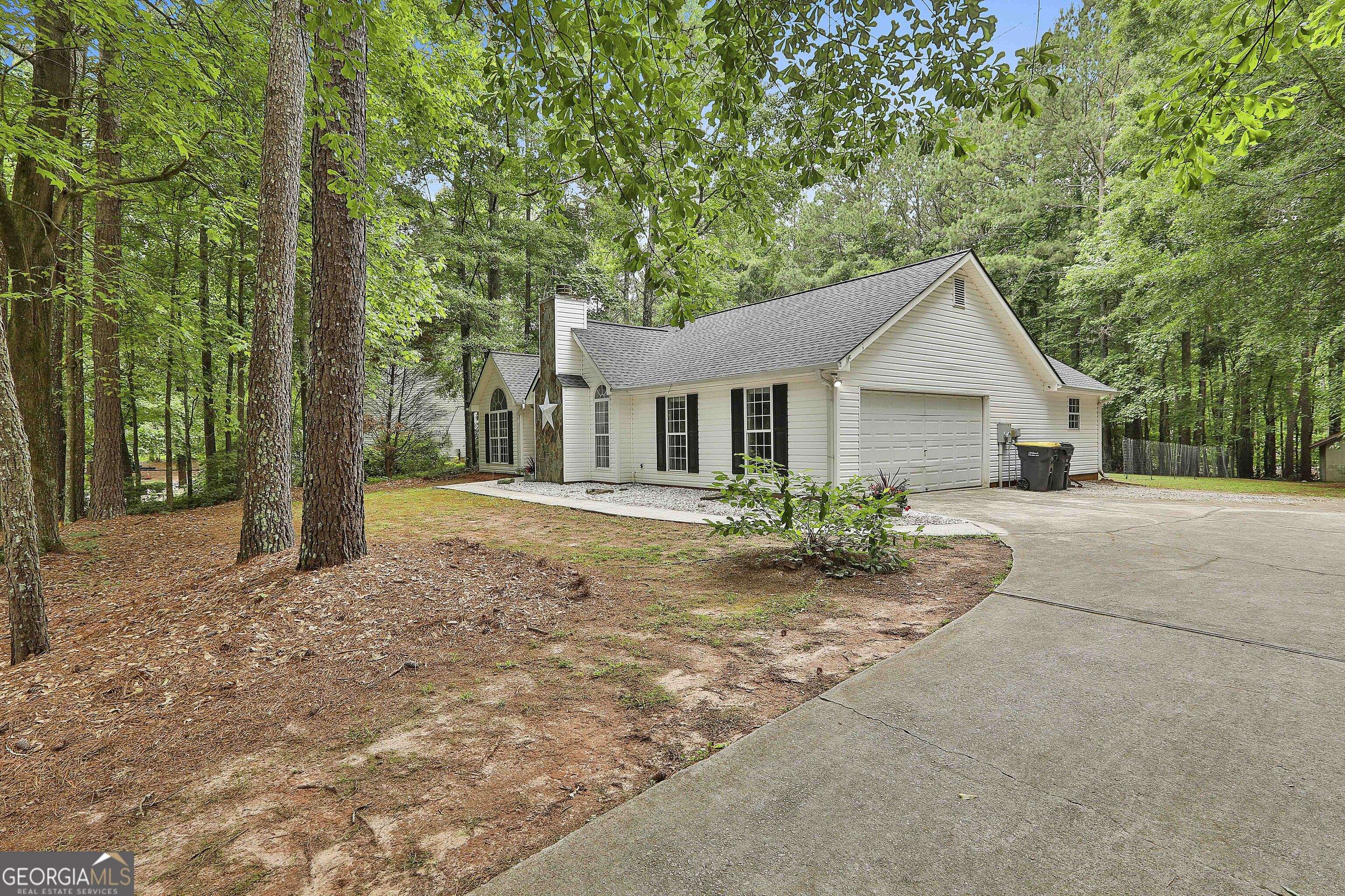 Newnan, GA 30263,40 Four Oaks