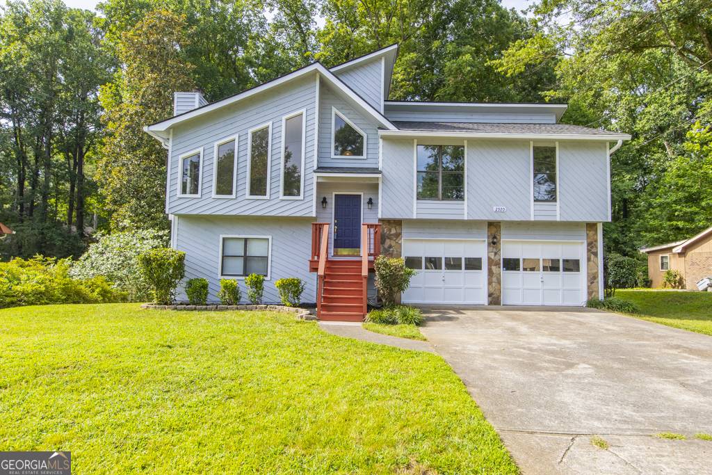 Lawrenceville, GA 30044,2920 Creekwood LN