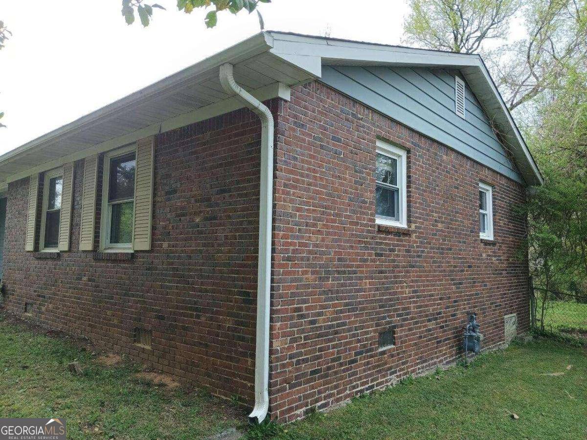 Decatur, GA 30035,4105 Emerald Lake DR