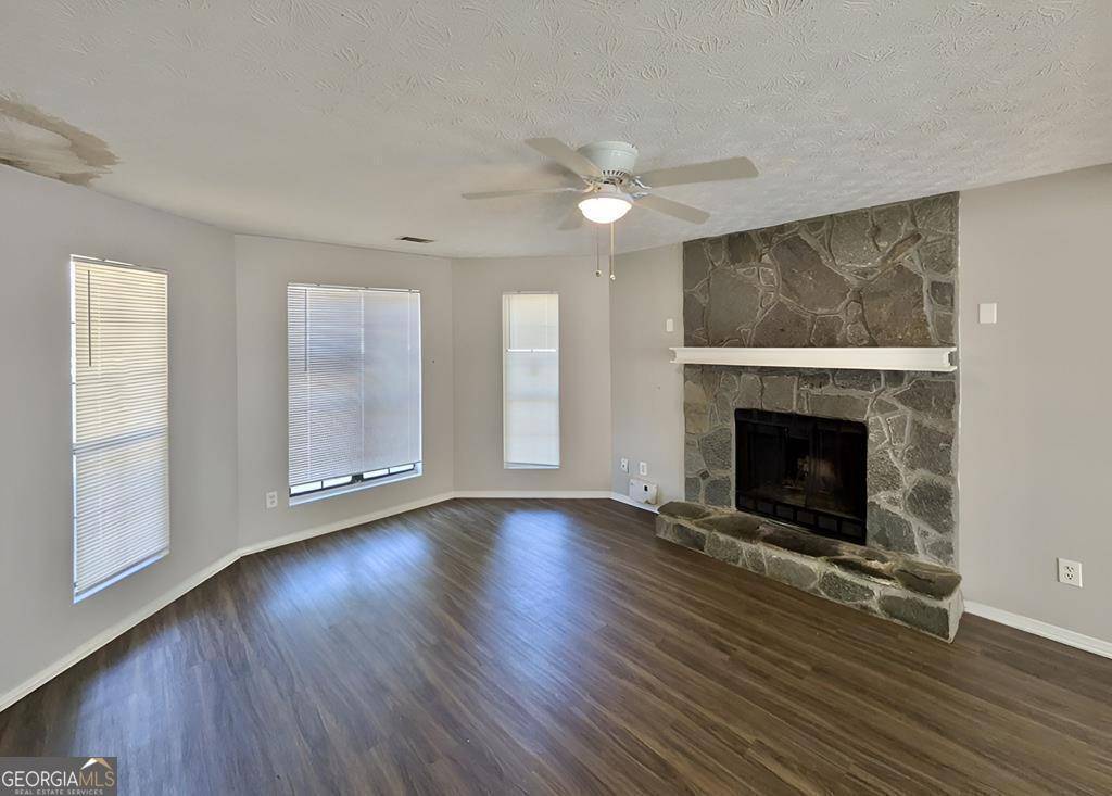 Lithonia, GA 30058,1681 Tree Line RD