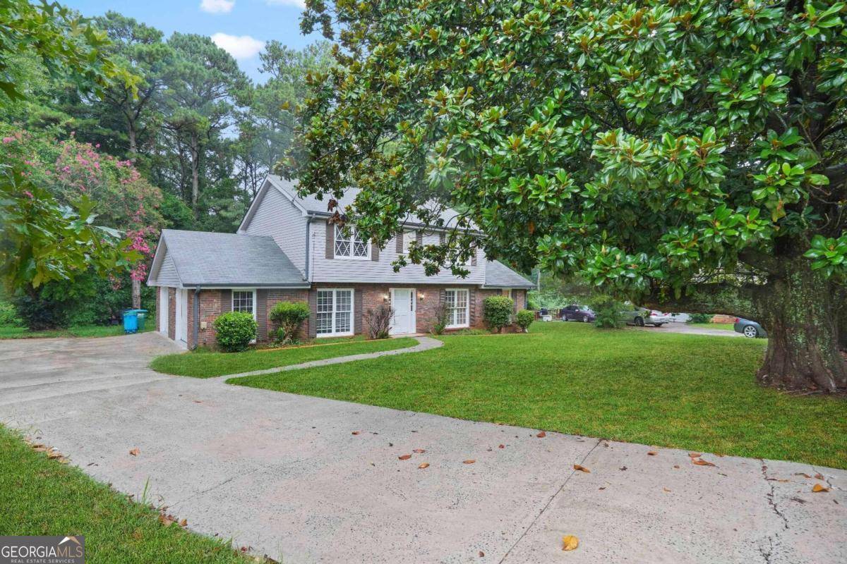 Stone Mountain, GA 30087,5187 Vivid DR