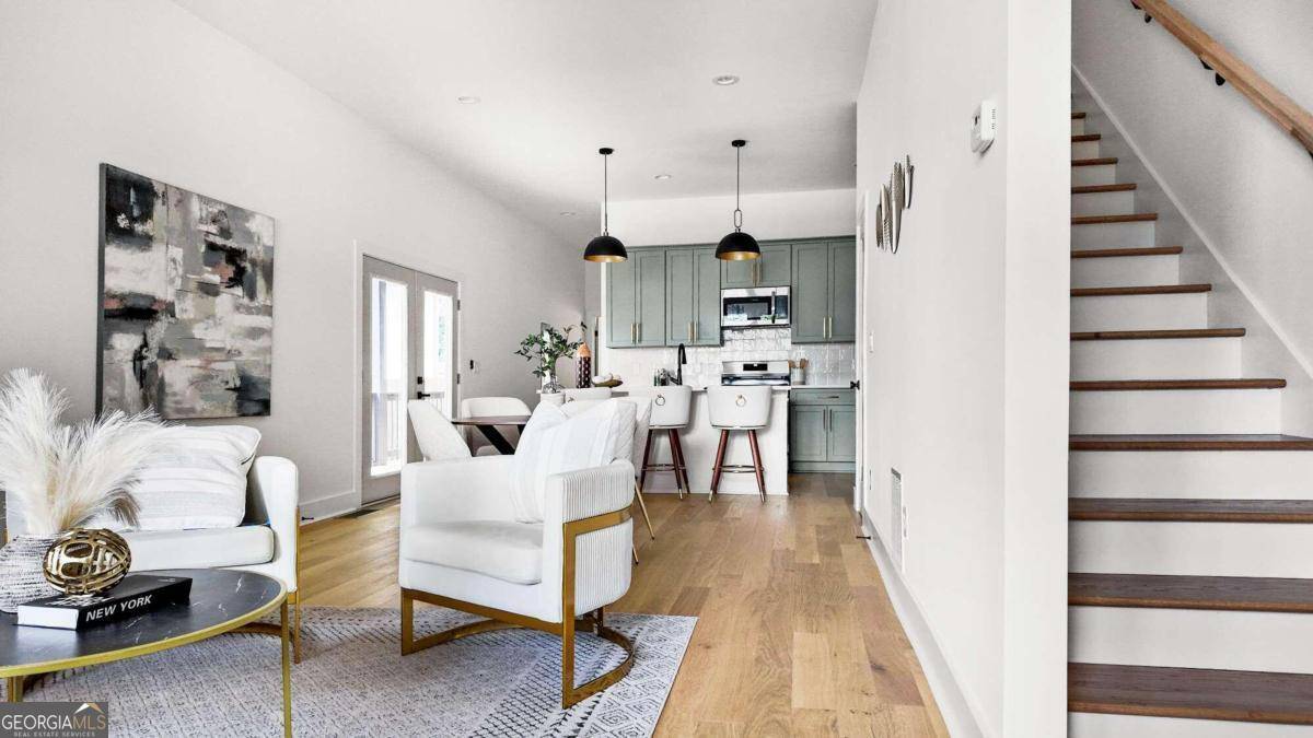 Atlanta, GA 30312,633 Ira ST SW