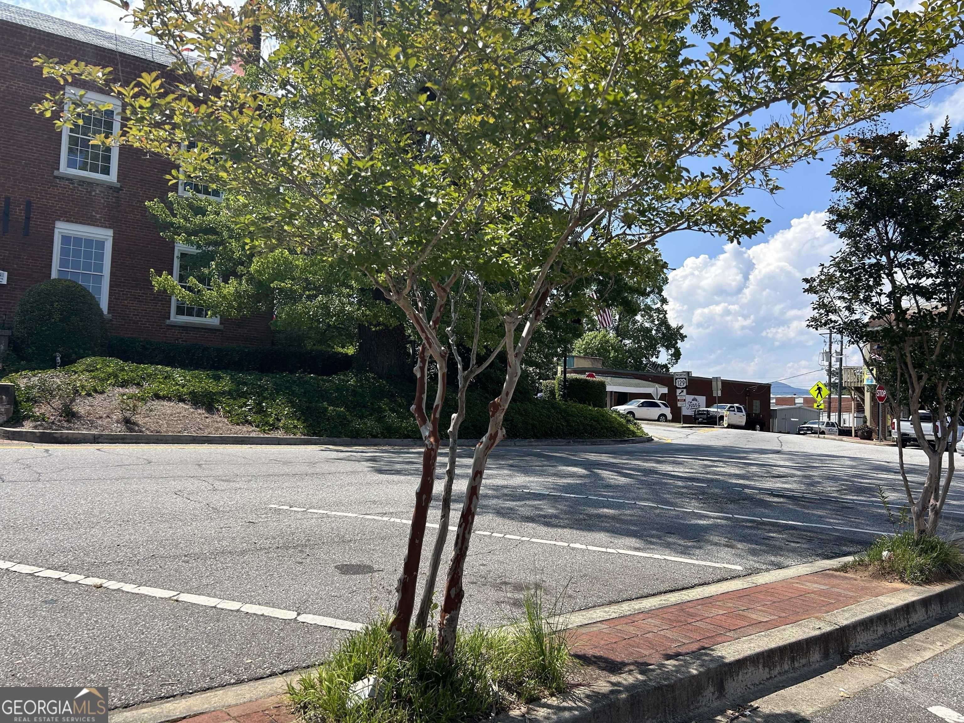 Cleveland, GA 30528,15 Courthouse Sq