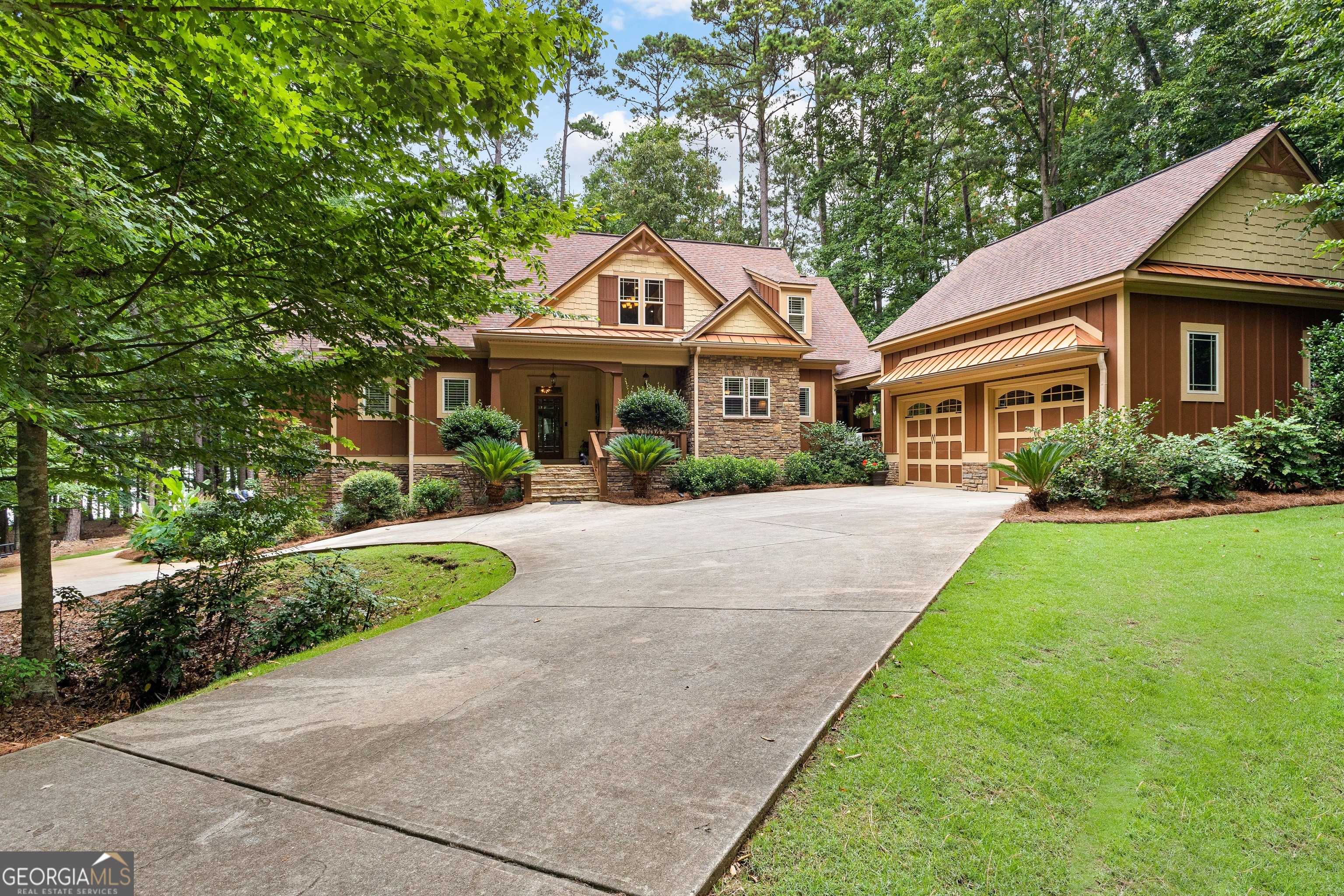 Lagrange, GA 30240,119 Riverbluff DR