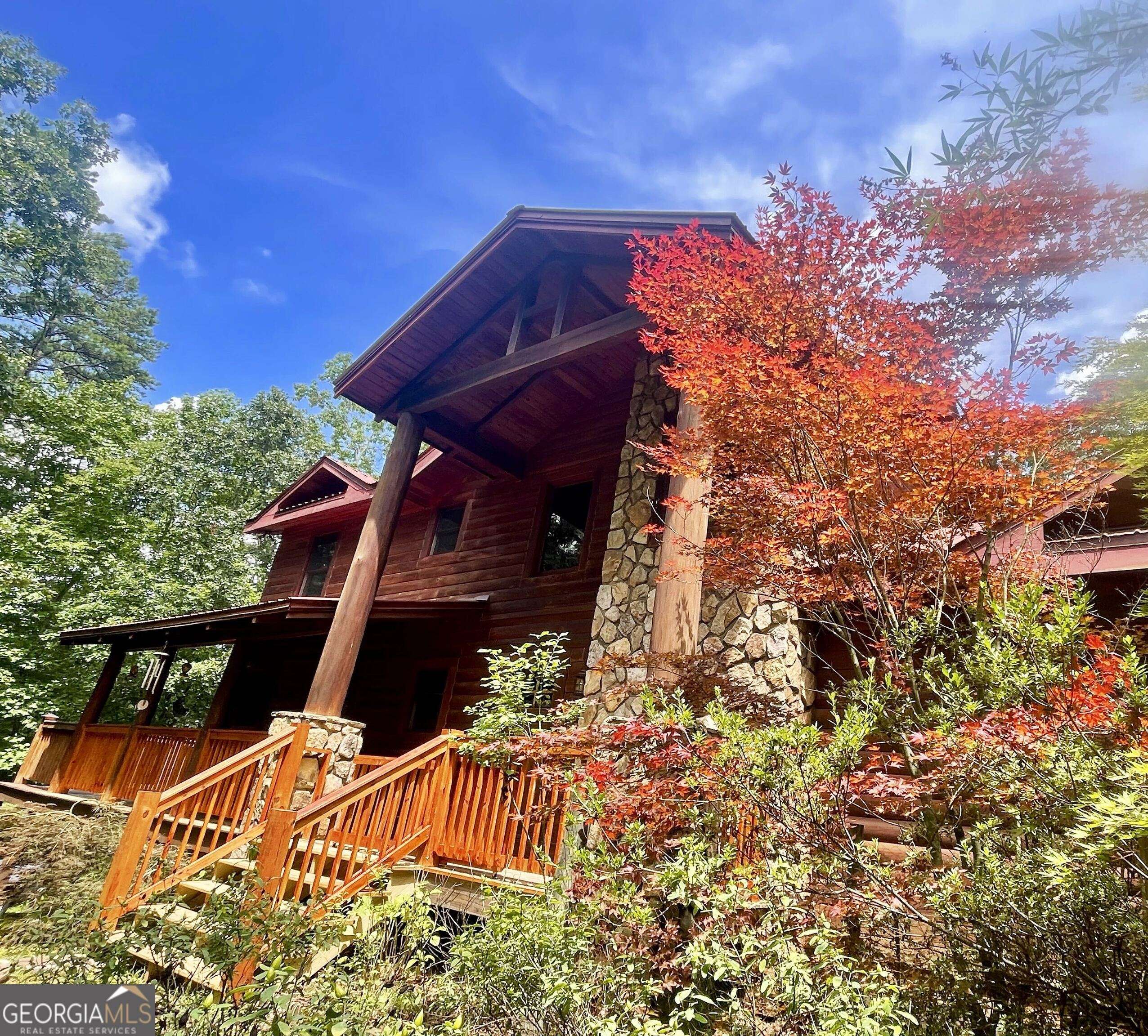 Cherry Log, GA 30522,994 Whispering Pine LN