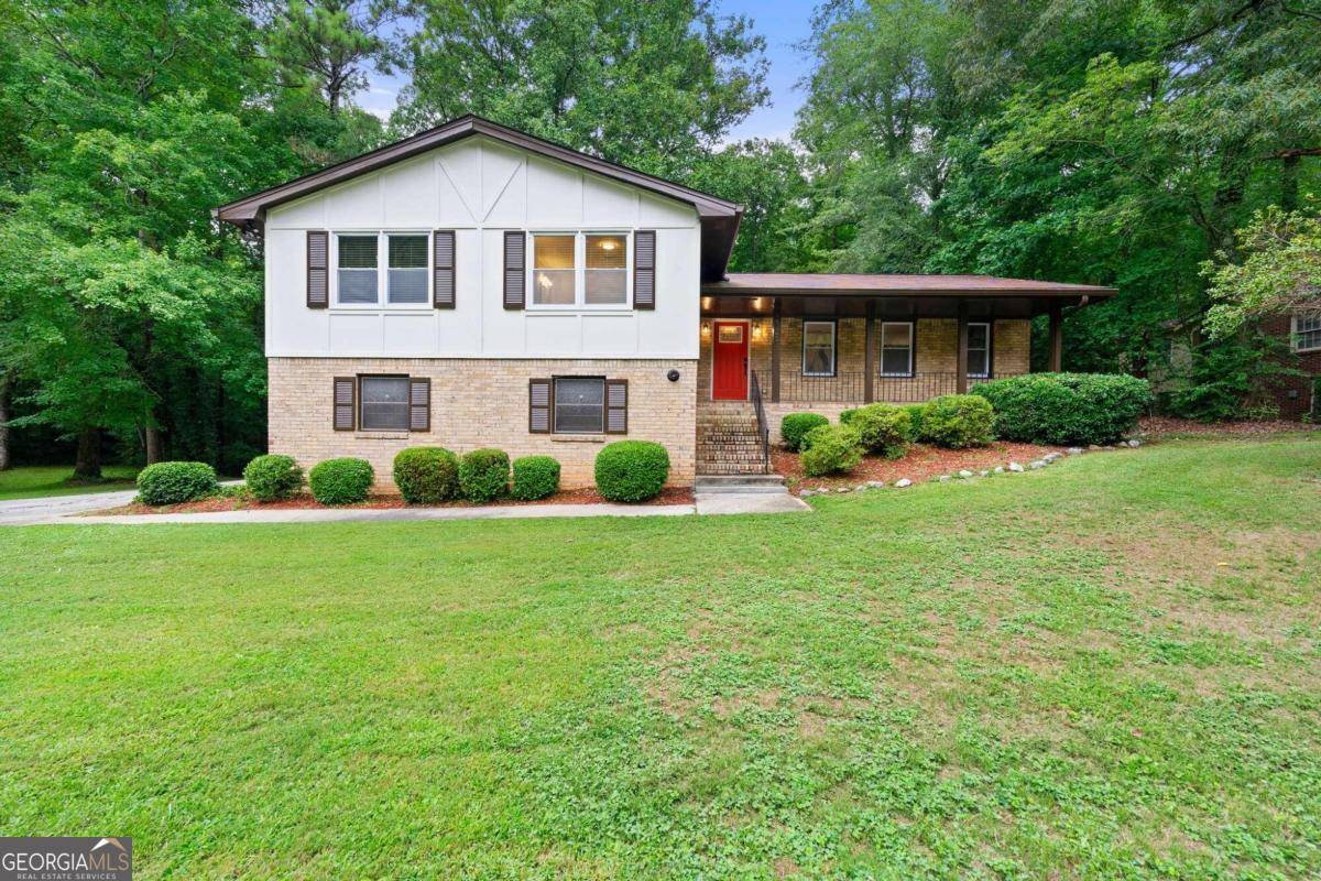 Atlanta, GA 30331,2135 Fern Valley DR SW