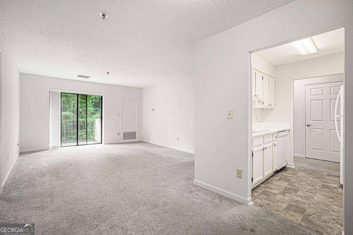 Sandy Springs, GA 30328,300 Johnson Ferry