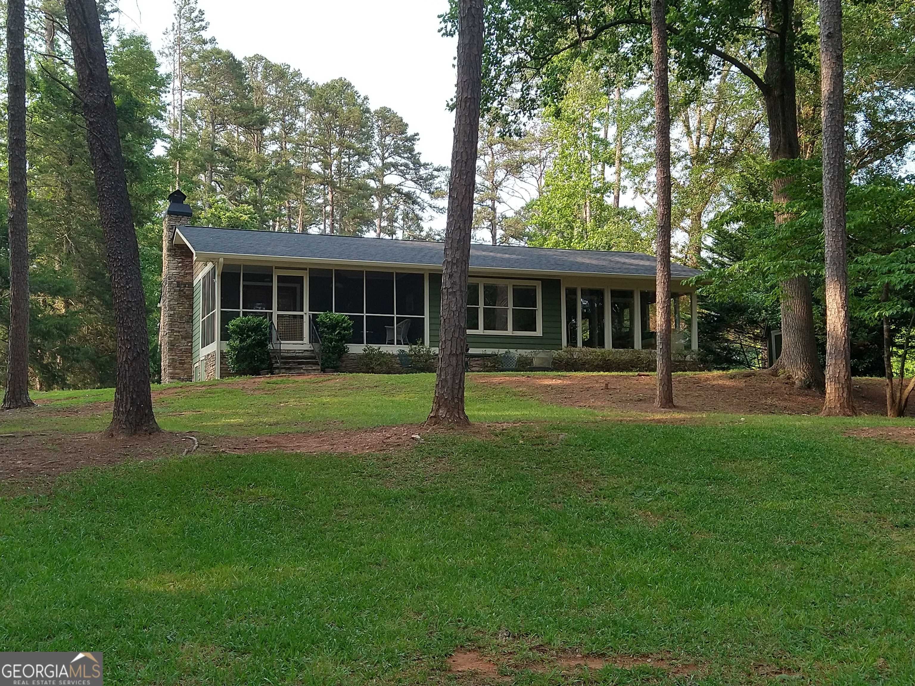 Lavonia, GA 30553,526 Riverbend RD
