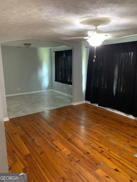 Griffin, GA 30223,135 Vaughn RD