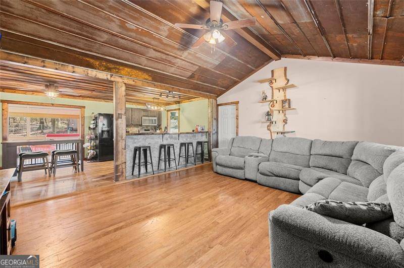 Pendergrass, GA 30567,53 RAINWATER LN