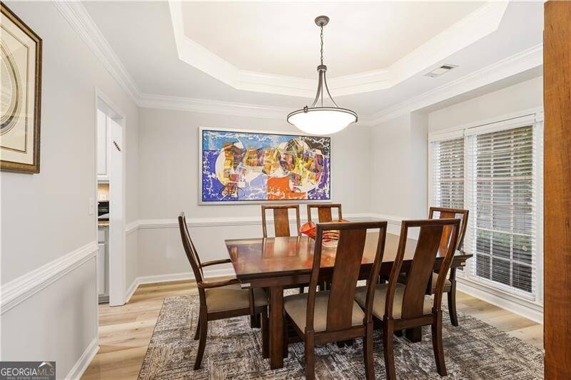 Atlanta, GA 30328,975 Lancaster Walk