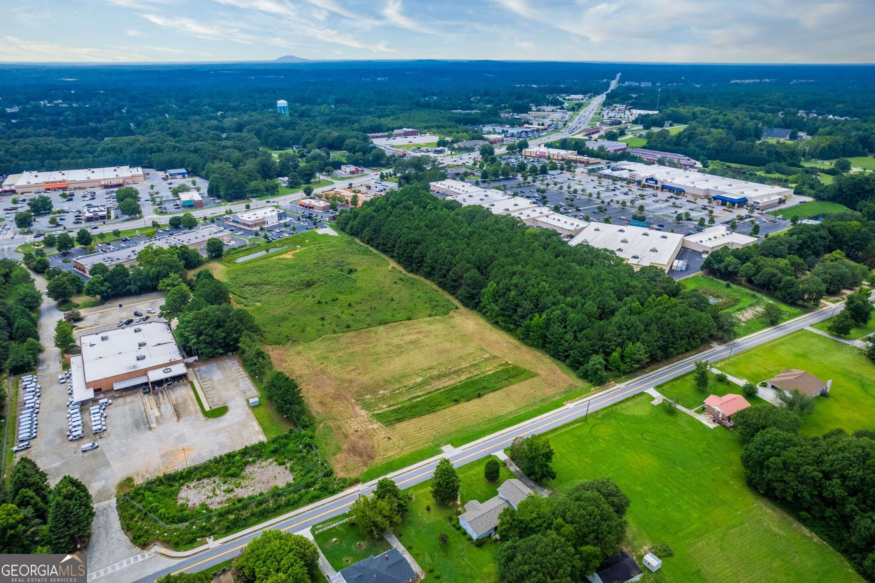 Loganville, GA 30052,4082 Atlanta HWY