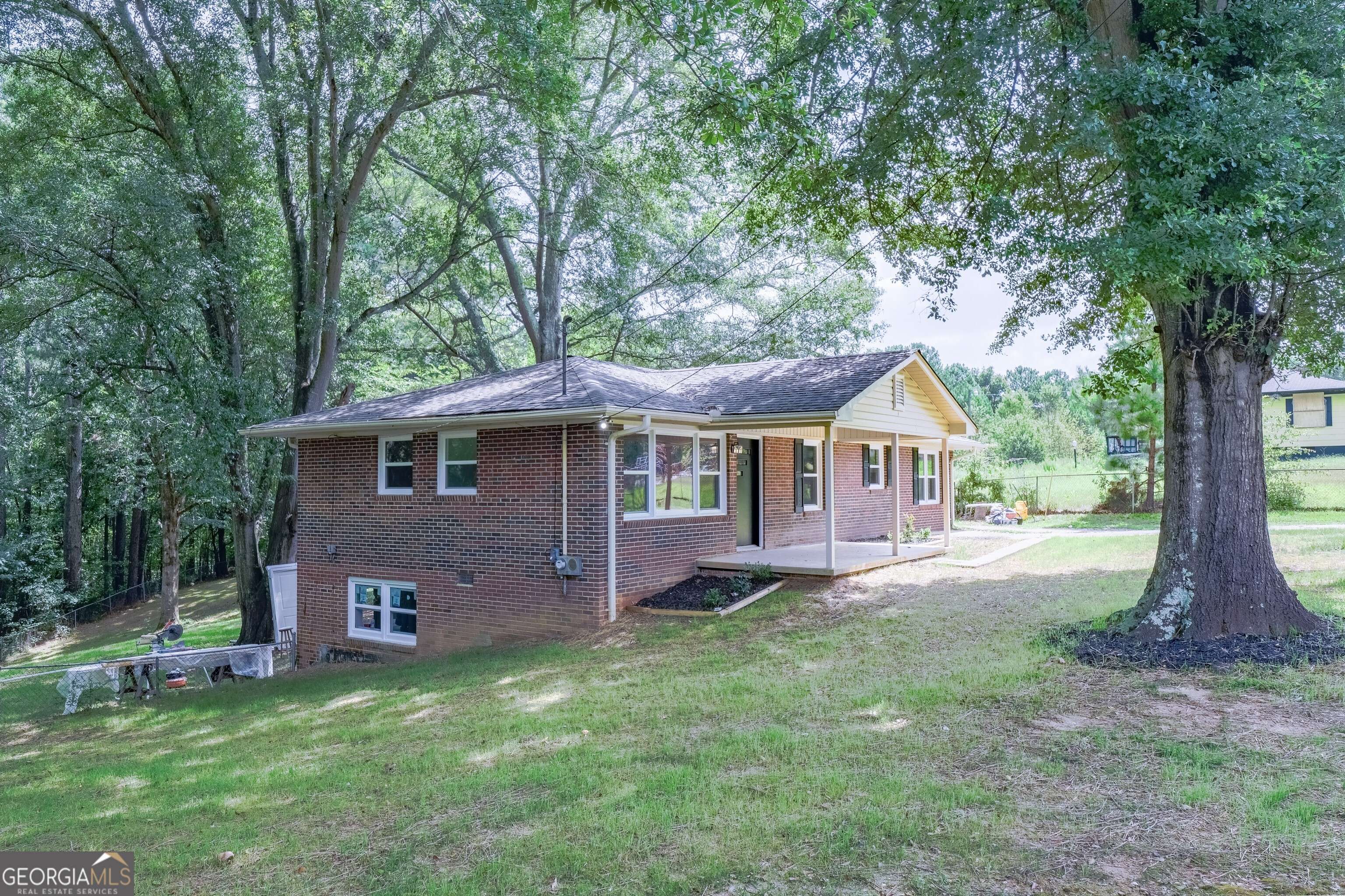 Toccoa, GA 30577,155 W Whisenant