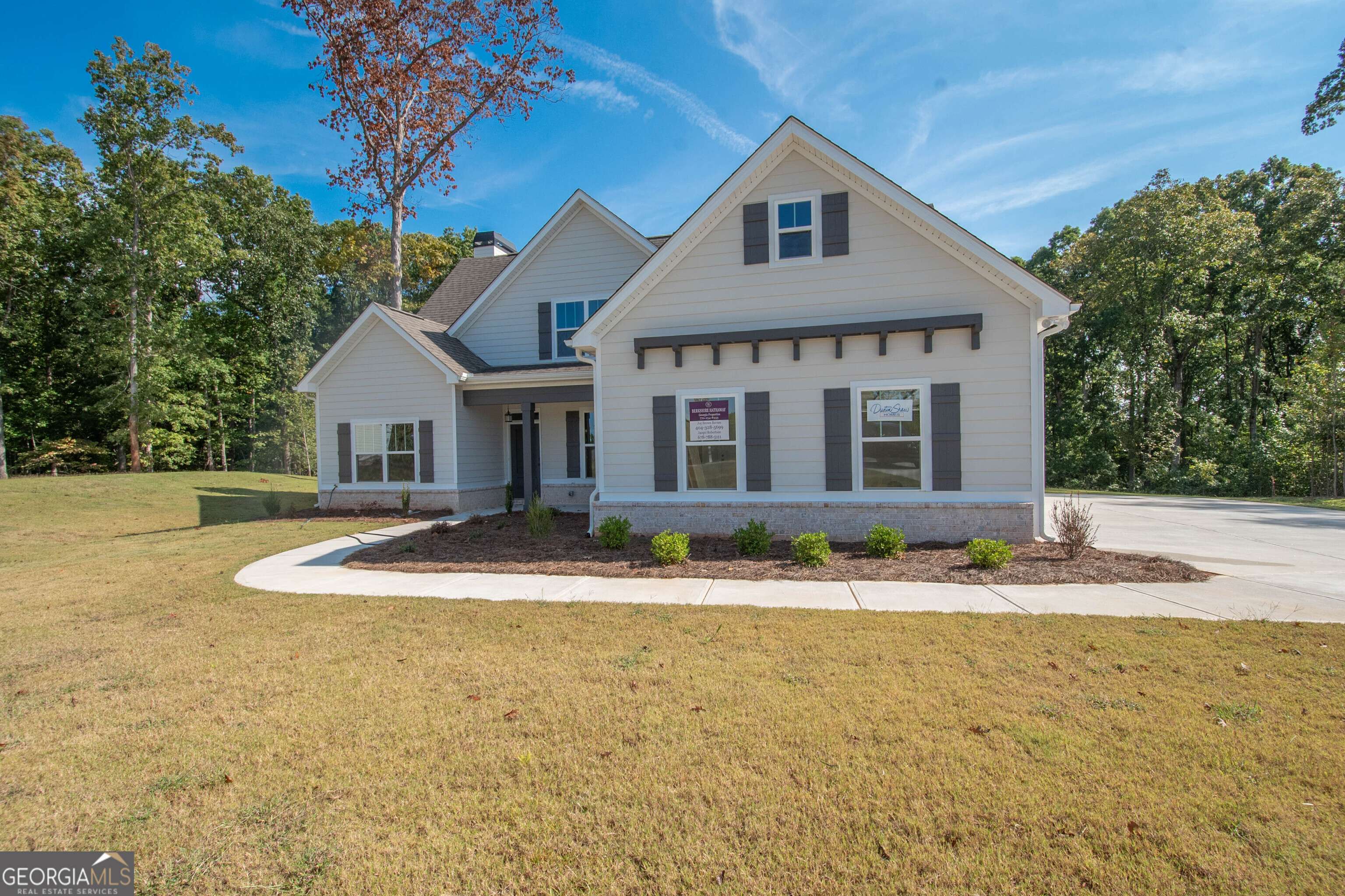 Newnan, GA 30263,17 Hedge