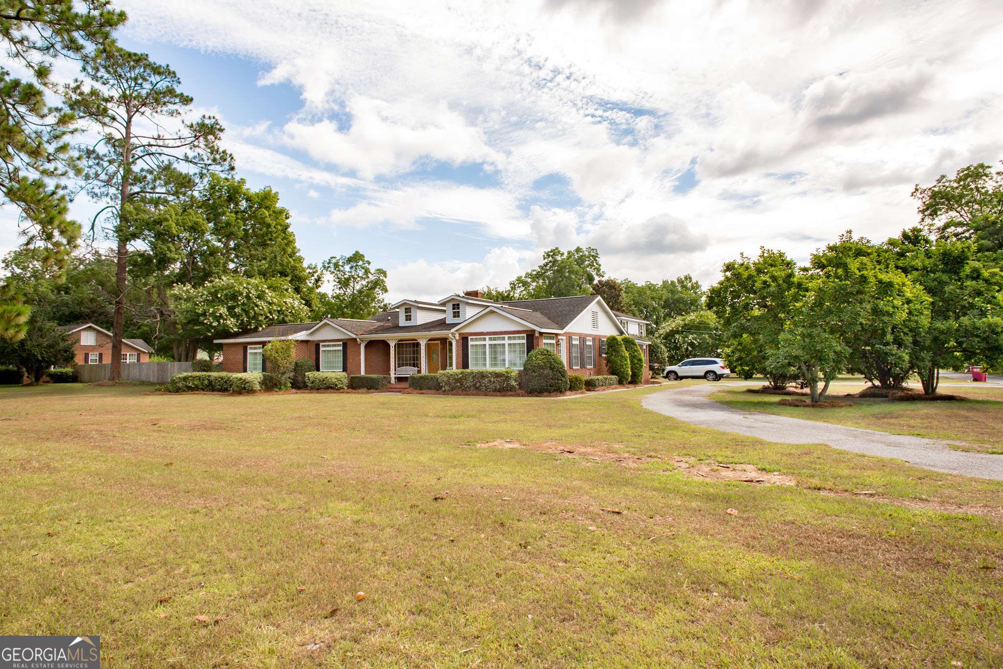 Blackshear, GA 31516,504 Hendry ST