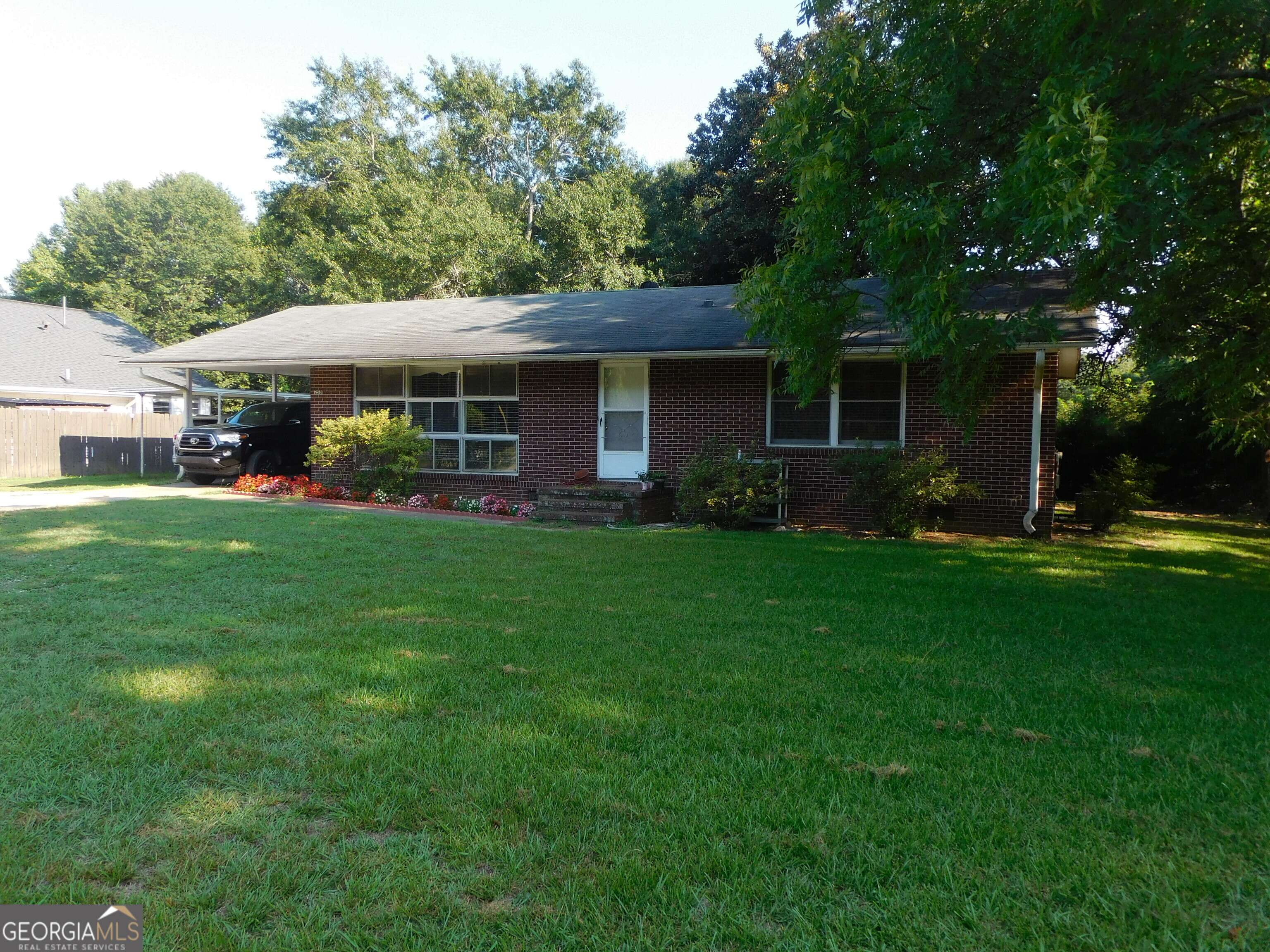 Winder, GA 30680,258 W May