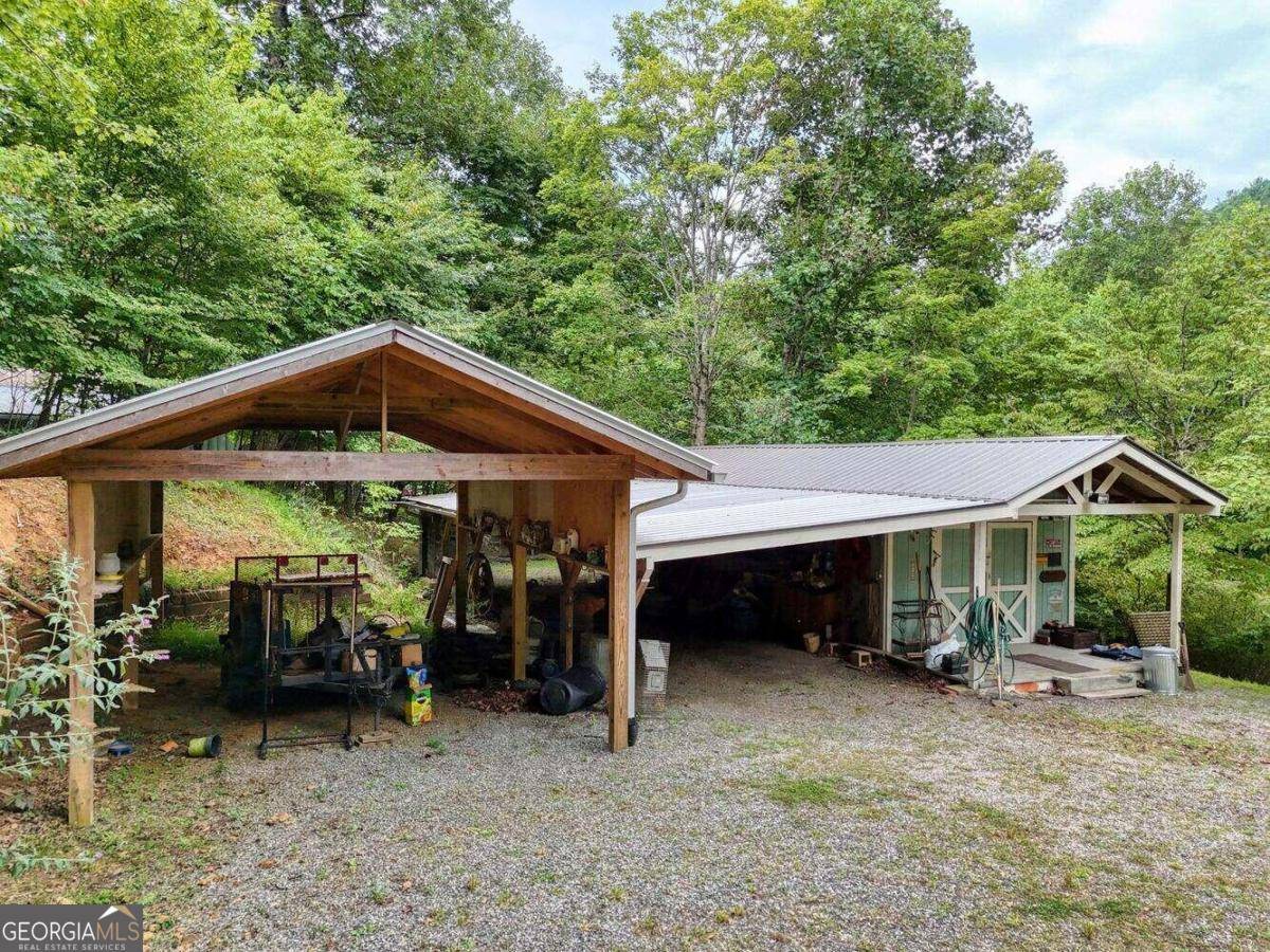 Hiawassee, GA 30546,3984 Hickory Nut