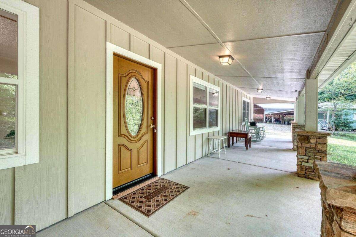 Hiawassee, GA 30546,3984 Hickory Nut RD